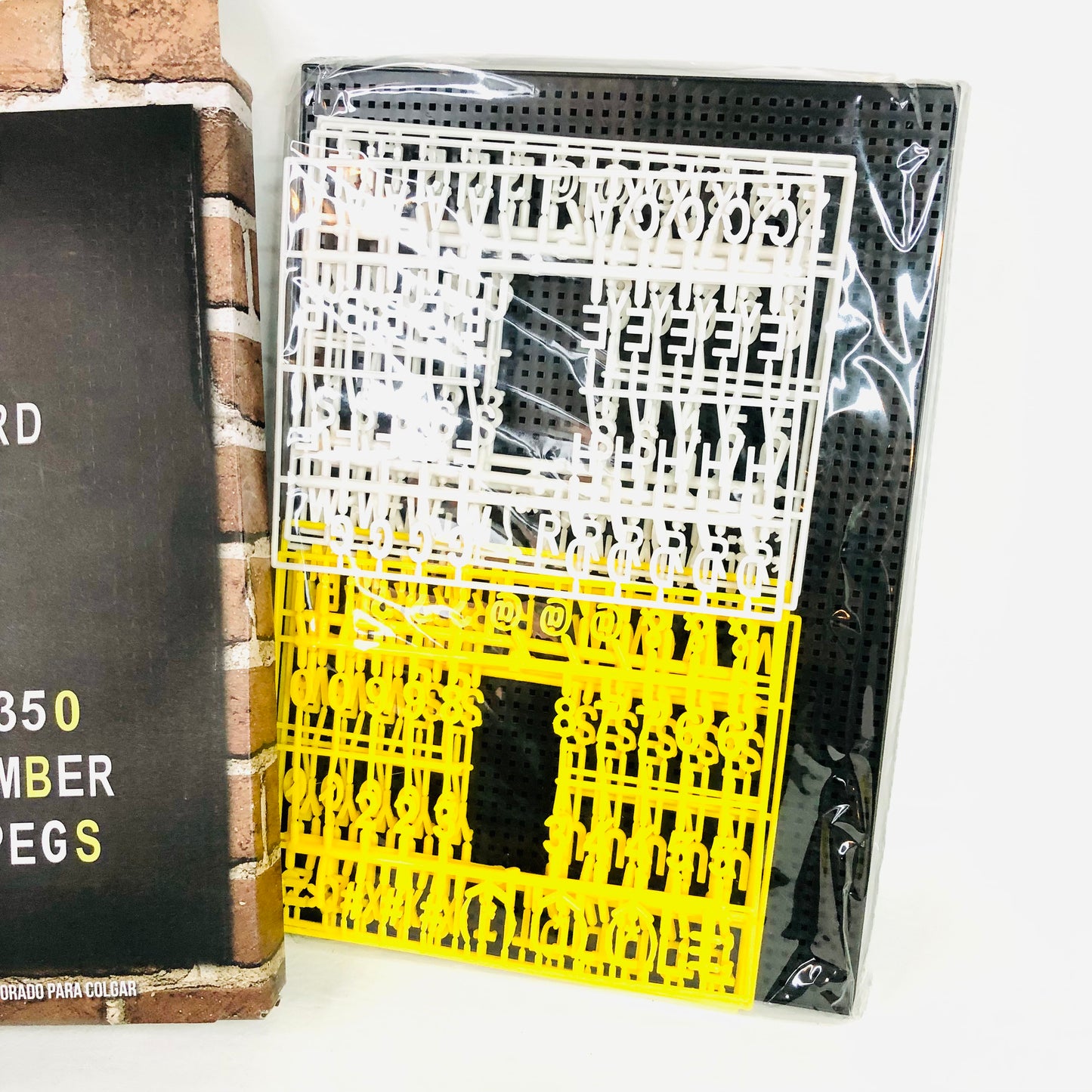 Paladone Box51 Retro Style Peg Board 350 Letters & Numbers 21x 30cm NEW