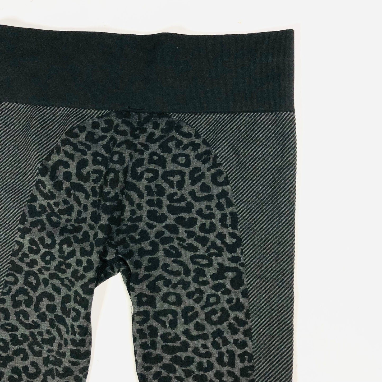 Biba Active Sports Bra & High Waist Leggings Gym Set Black Leopard Size 12 NEW