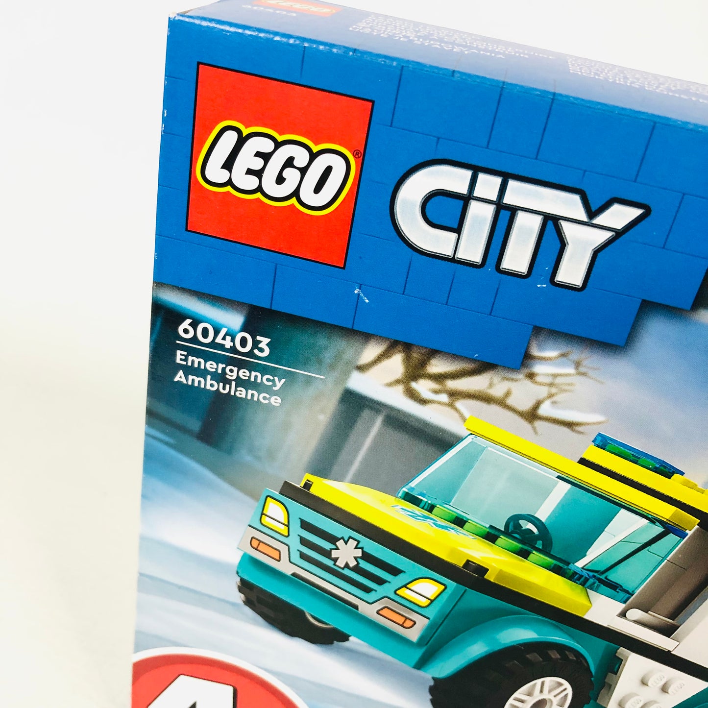 LEGO CITY: Emergency Ambulance and Snowboarder (60403) New Sealed Box