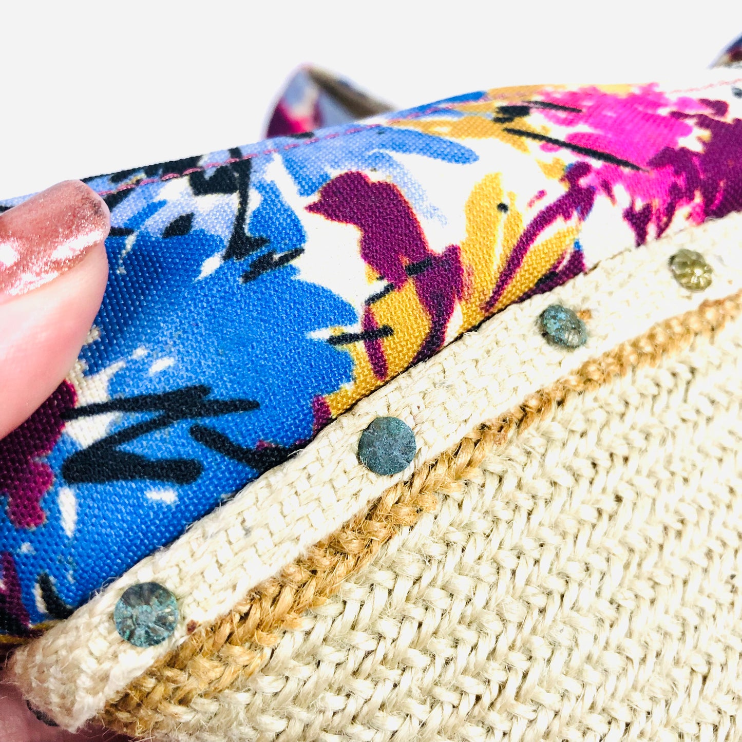 Anne Klein Floral Fabric Wedge Peep Toe Sandals Coastal Sunkiss Tropical Size 5