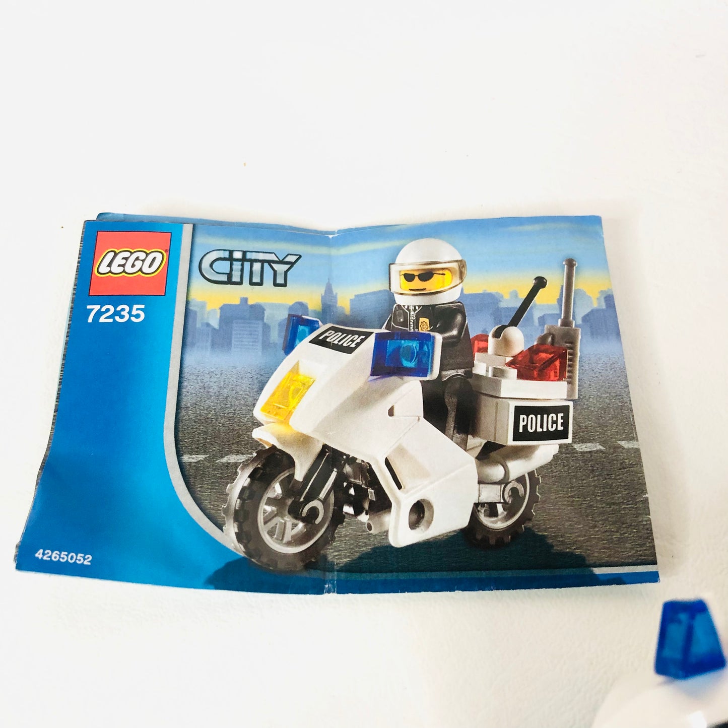 LEGO CITY: Police Motorcycle (7235) Black Stickers Version 100% Complete with Instructions