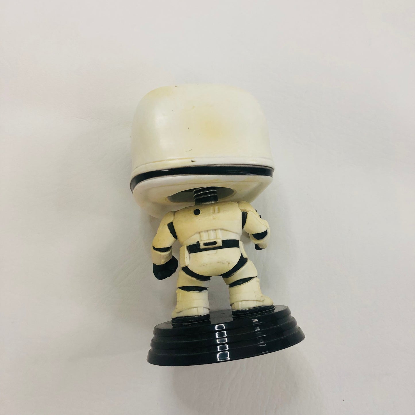 Funko Pop! Star Wars FN-2187 Trooper #100 Vaulted Loose No Box