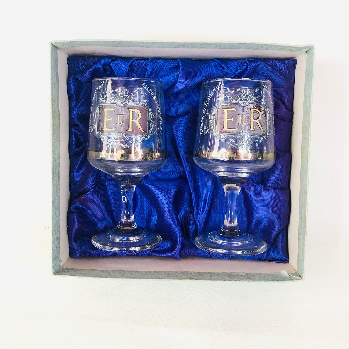 Pair Of Two Vintage Royal Queen Elizabeth II Silver Jubilee Glasses Boxed 1977