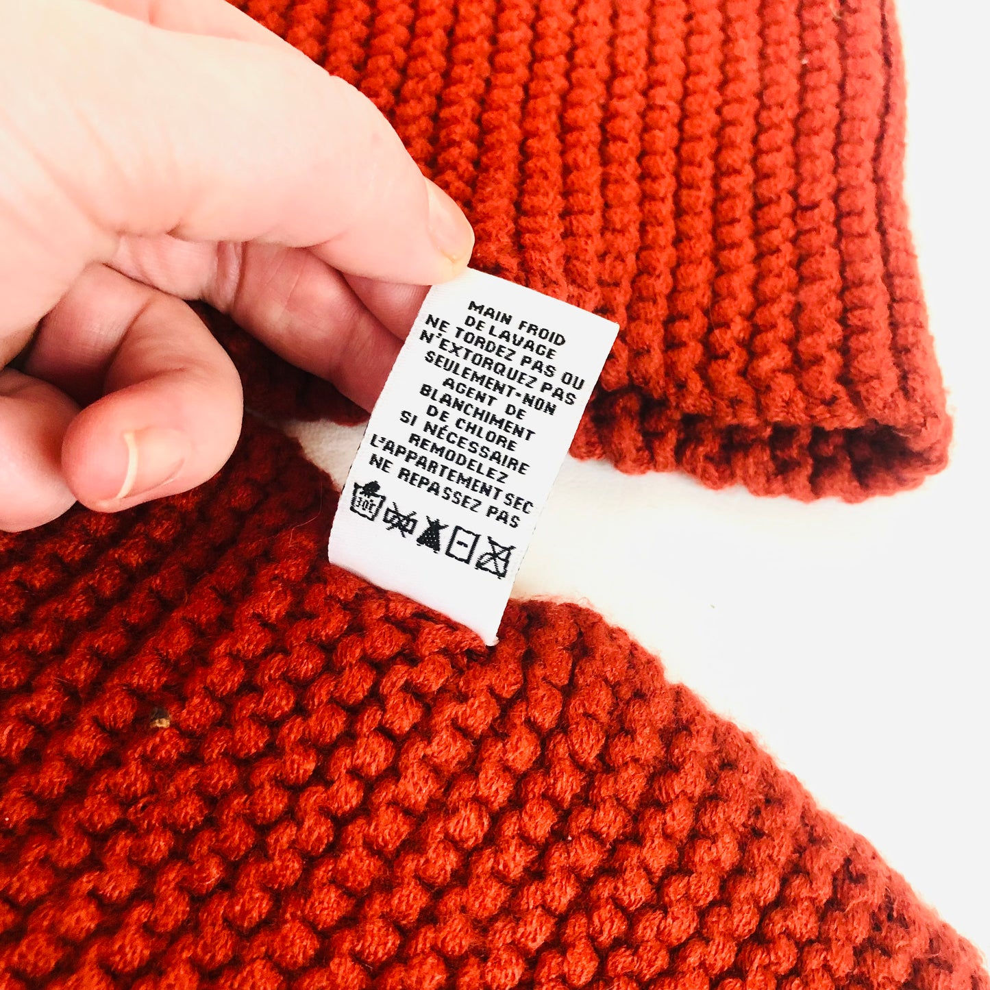 Calvin Klein Burnt Orange Red Acrylic Knitted Scarf 16 X 165cm Unisex