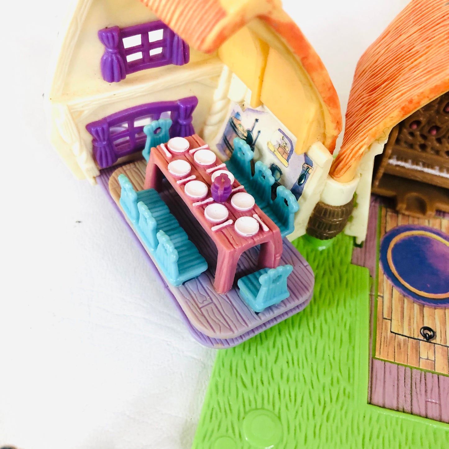 Bluebird Polly Pocket Disney Snow White And Seven Dwarfs Cottage & Figures 1995