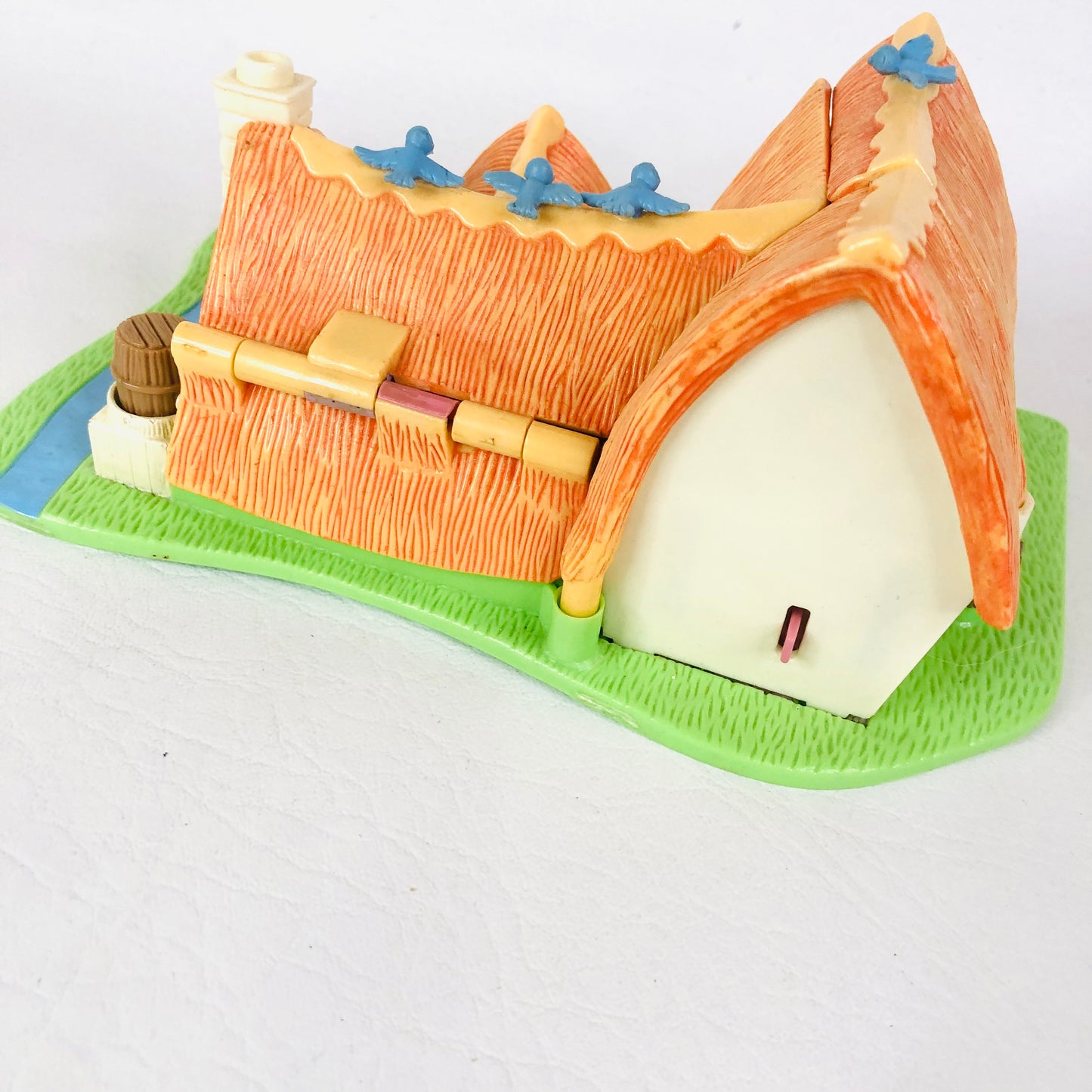 Bluebird Polly Pocket Disney Snow White And Seven Dwarfs Cottage & Figures 1995