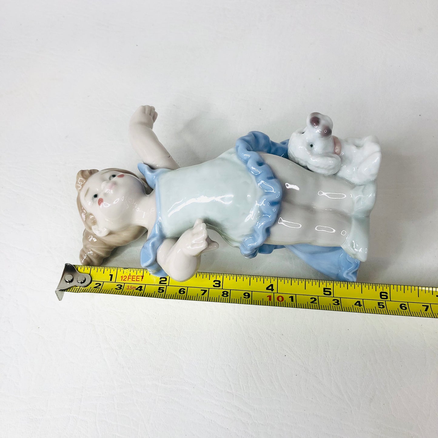 Nao By Lladro Girl With Dog Figurine Grand Finale (2004) Damaged