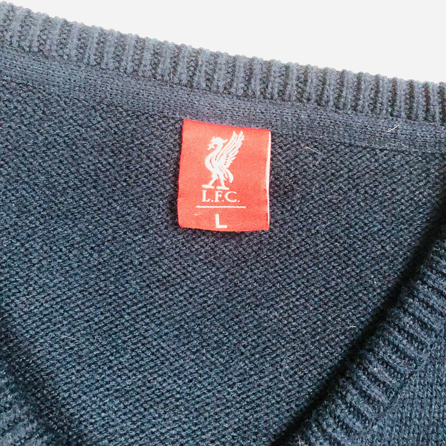 Liverpool Football Club L.F.C Mens Navy Blue Knit V-Neck jumper Size Large