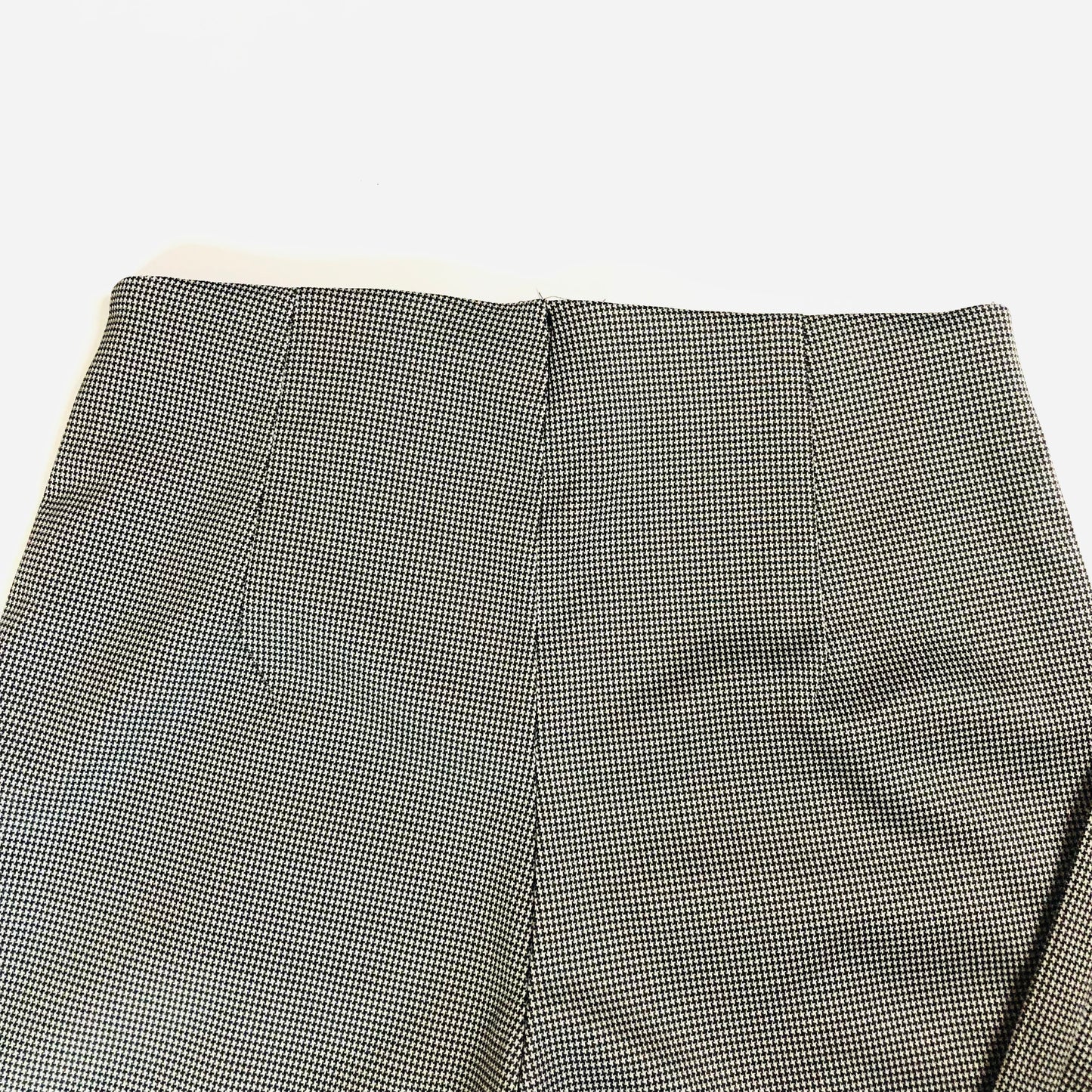 H&M Black & White Houndstooth Stretch Smart Front Pleat Trousers Size Medium NEW