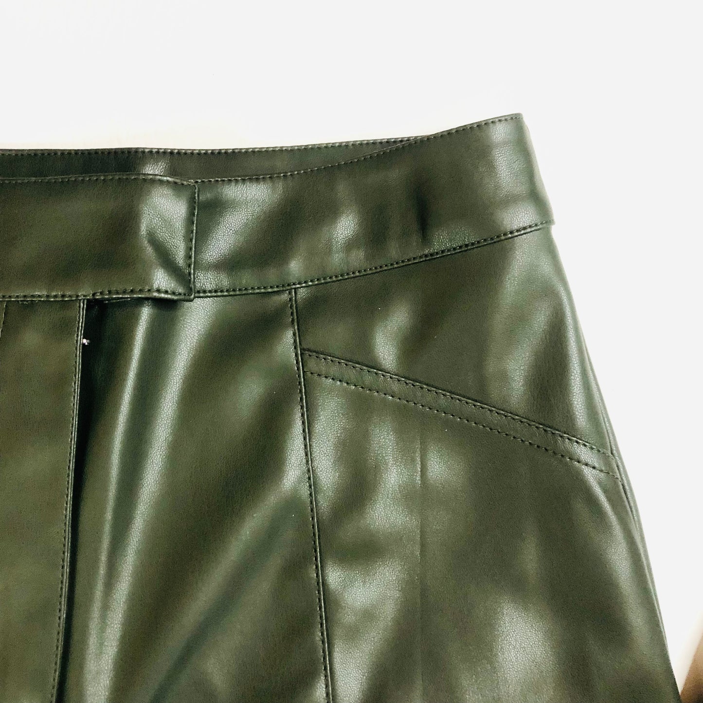 Urban Bliss Dark Khaki Green Faux Leather PU Wide Leg Trousers Size 10 NEW