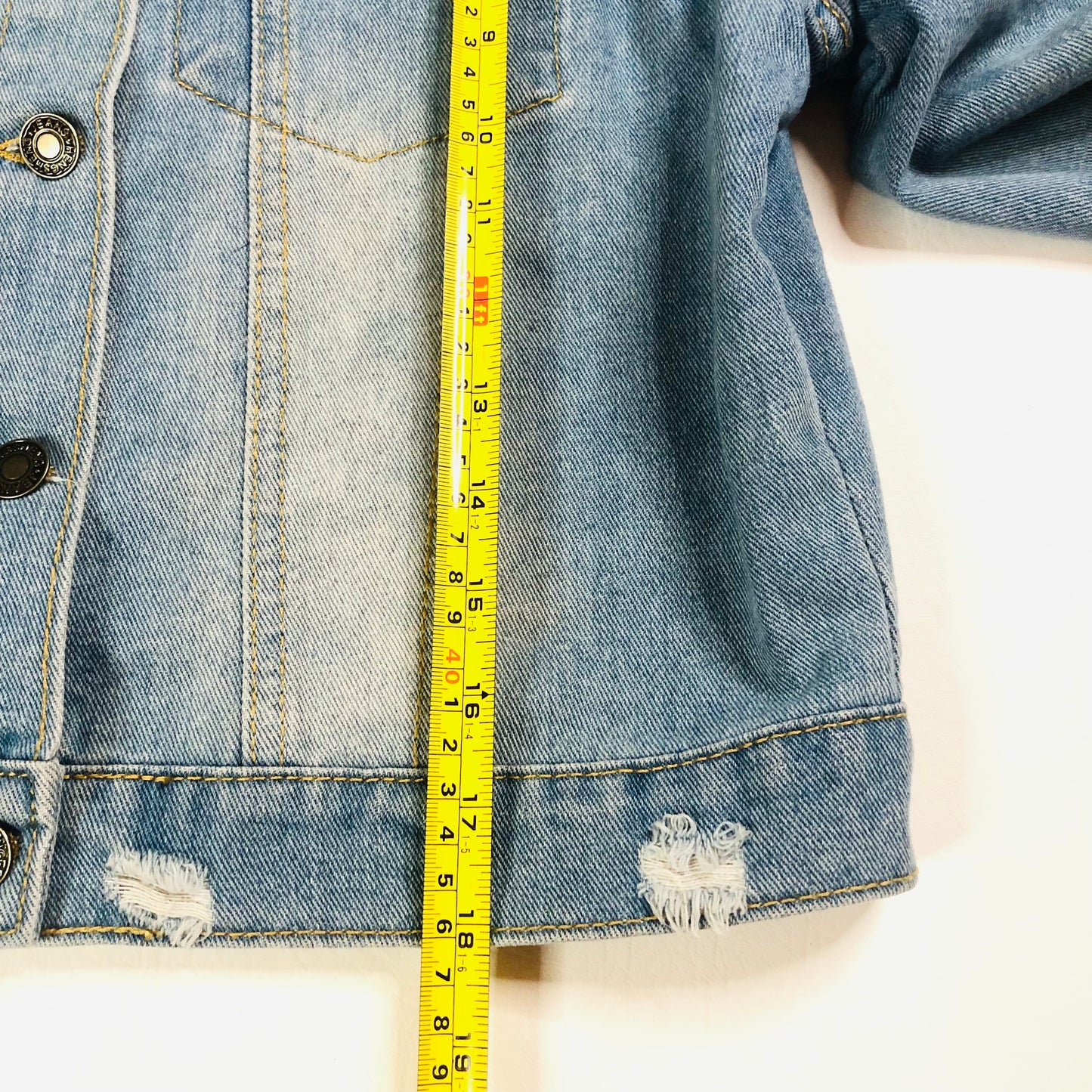 Ladies Light Blue Princess Puff Sleeve Distressed Crop Denim Jacket – Size Medium