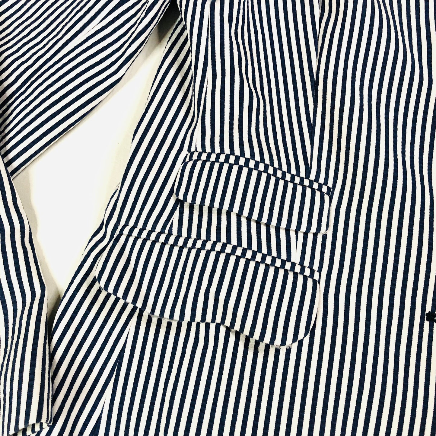 Vilagallo Designer Navy Blue & White Striped Summer Blazer Jacket Size 40 (12)