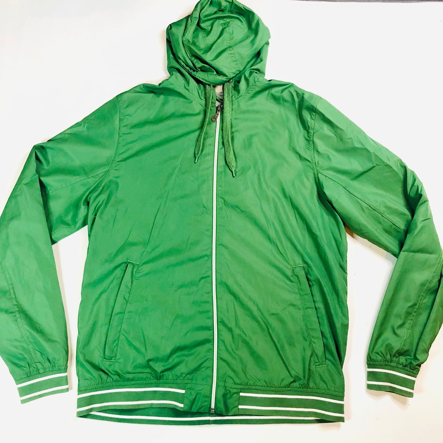 Livergy Green Windbreaker Zip-Up Hoodie Jacket with Stripe Trim Size 40 (Large)