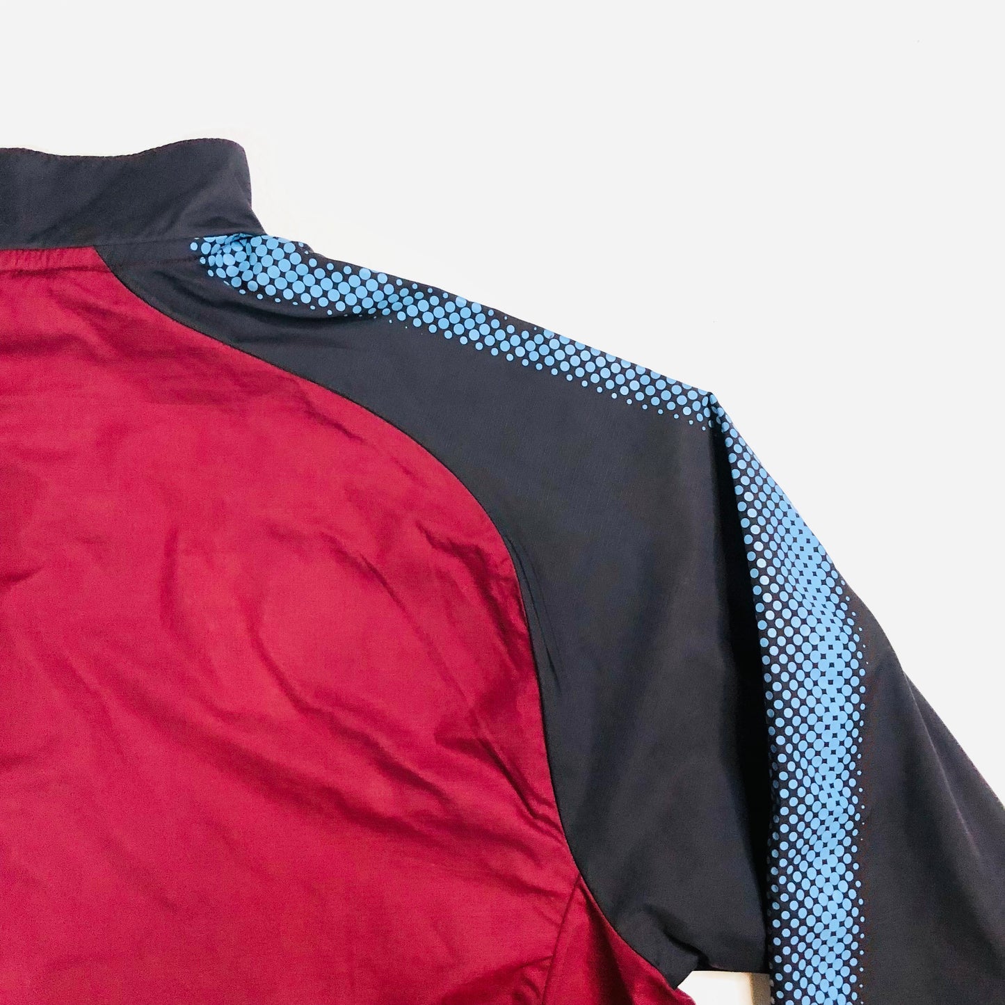 Puma Burnley Football Club (BFC) Claret Lightweight Training Jacket Windbreaker 13-14 Years