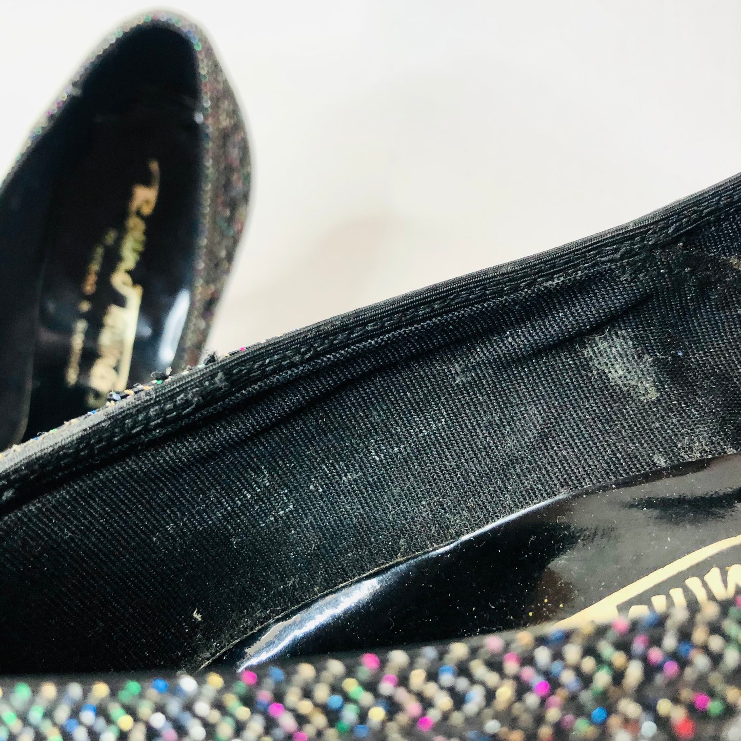 Round Towners By Stead & Simpson Grey Lace & Glitter Vintage Court Shoes Size 4