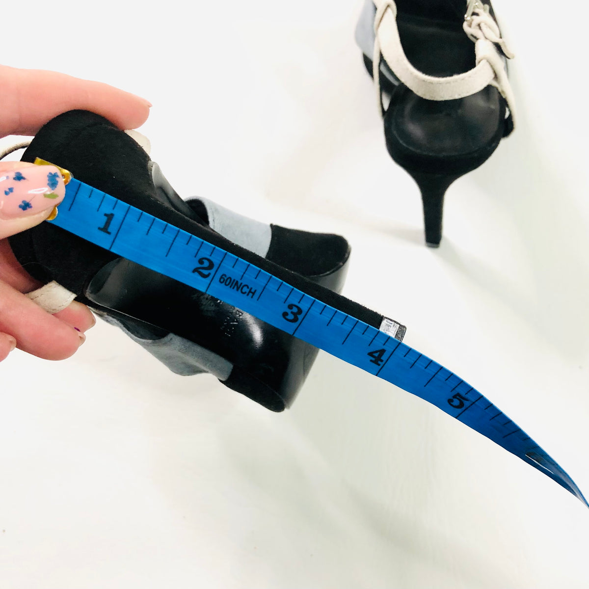 Zara | Colourblock Black & Pale Blue | Suede | Stiletto Cuff Heels | Size 2.5 / 3 (35)