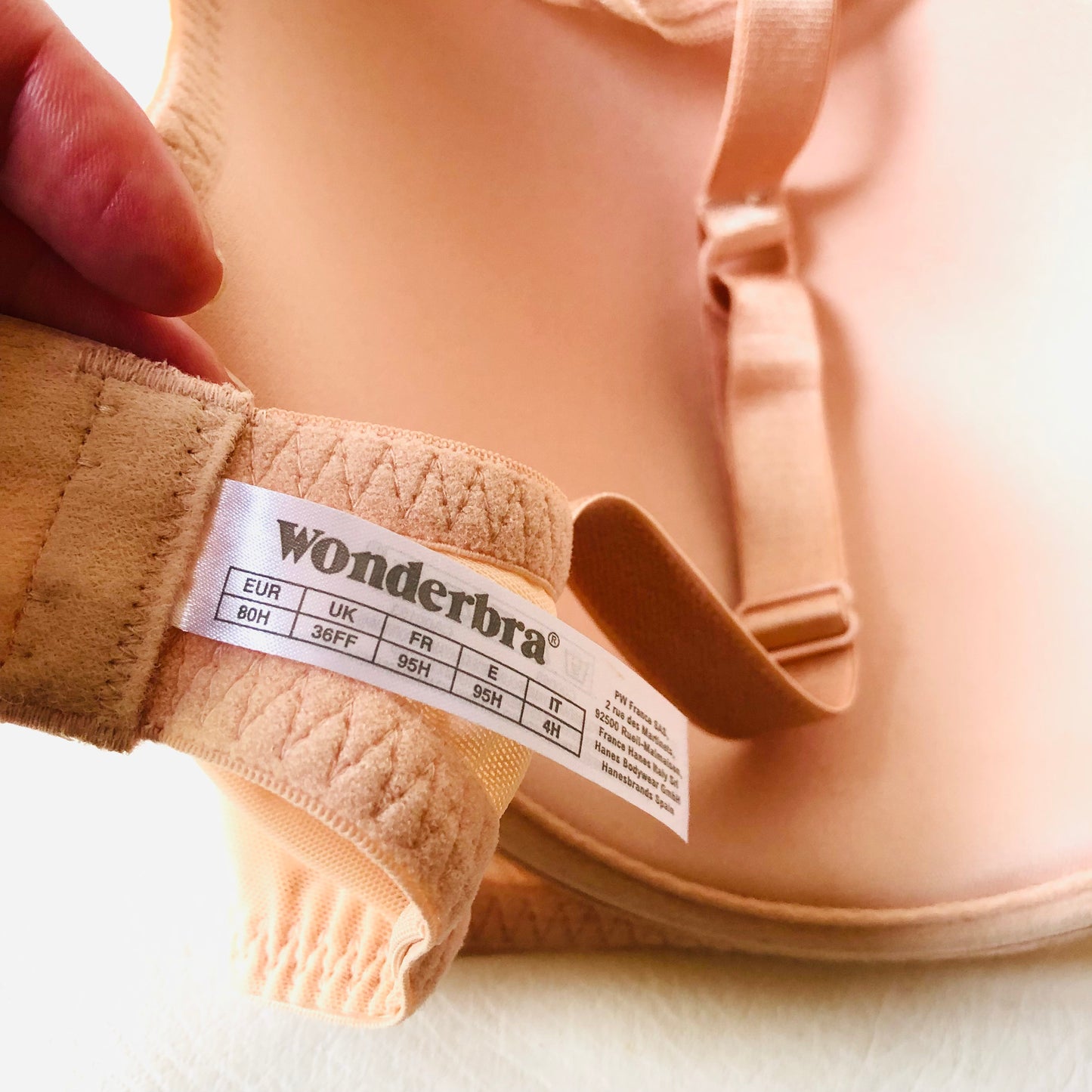 Wonderbra Nude Fabulous Feel Triangle Bra Underwired Padded Push Up 36FF NEW