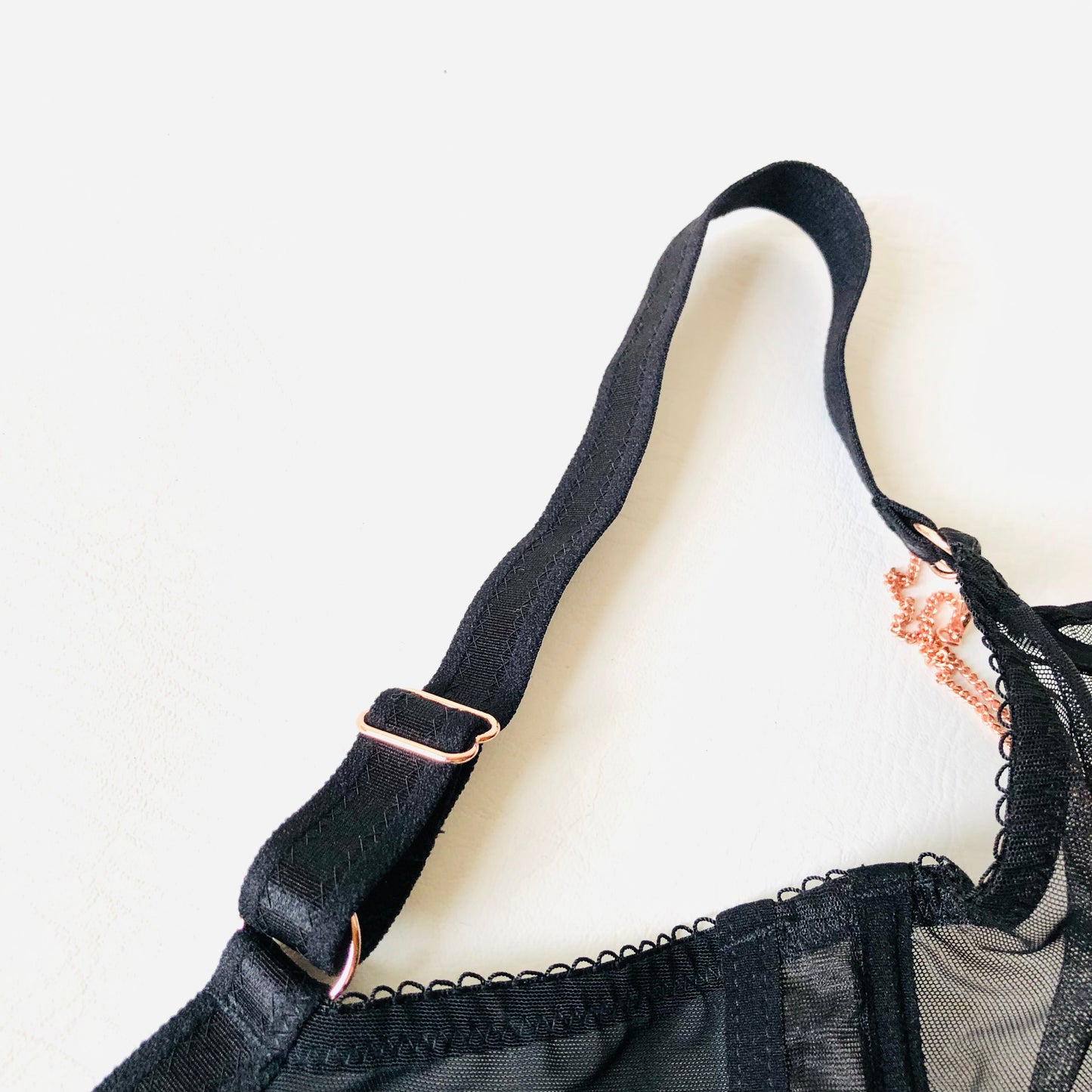 Scantilly By Curvy Kate Black Gold Unchained Plunge Underwired Bra Size 32G NEW