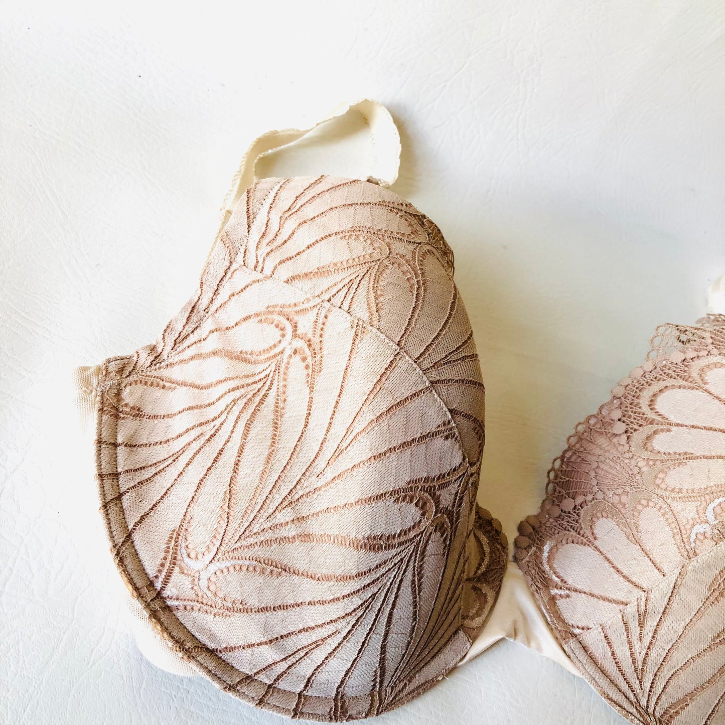 Wonderbra Refined Glamour Ivory Cloud (Beige) Padded Triangle Push-Up Plunge Bra 36G NEW