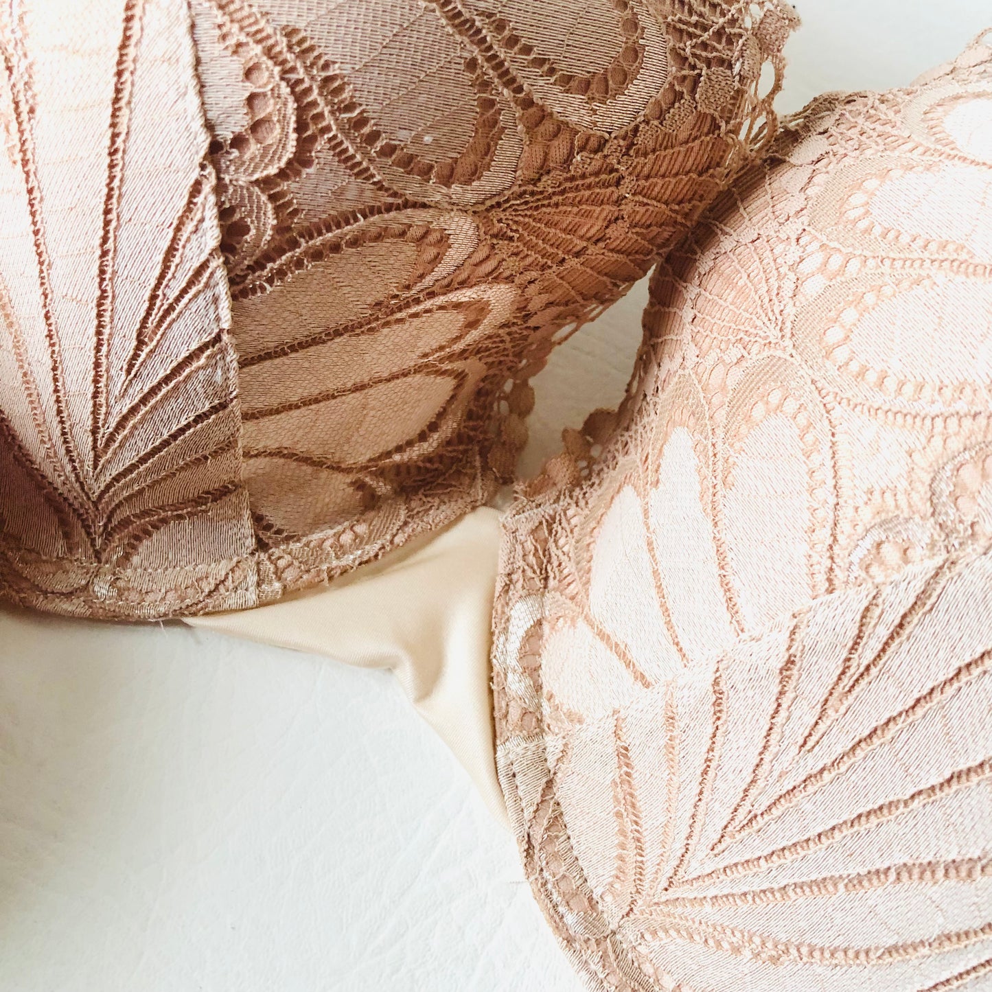Wonderbra Refined Glamour Ivory Cloud (Beige) Padded Triangle Push-Up Plunge Bra 34FF NEW