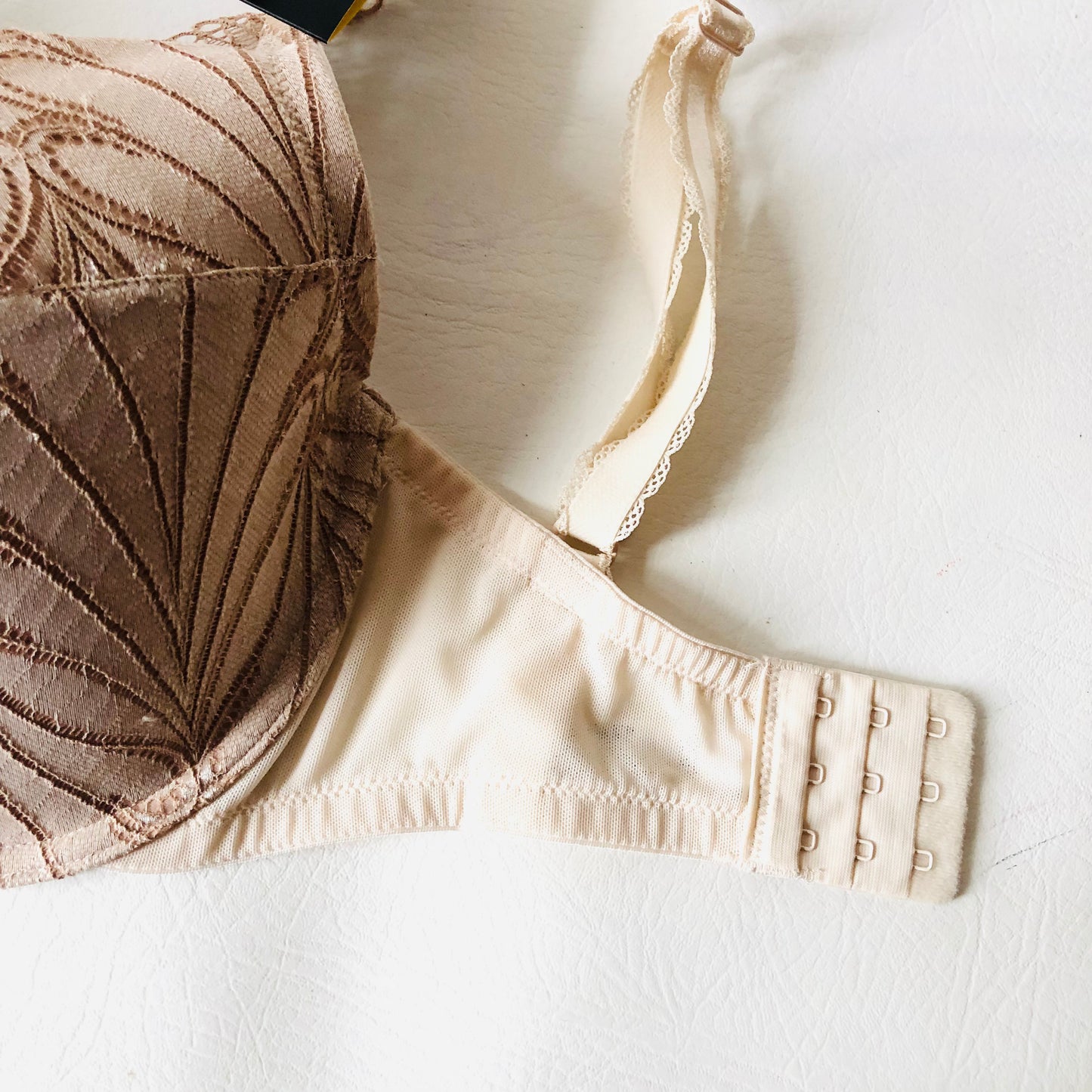 Wonderbra Refined Glamour Ivory Cloud (Beige) Padded Triangle Push-Up Plunge Bra 34FF NEW
