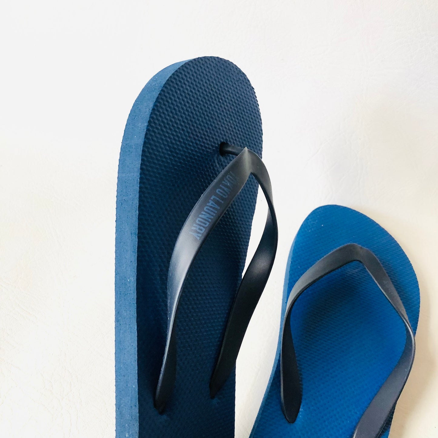 Tokyo Laundry Mens Navy Blue & Black Flip Flop Sandals Size Medium (UK 8-9) NEW