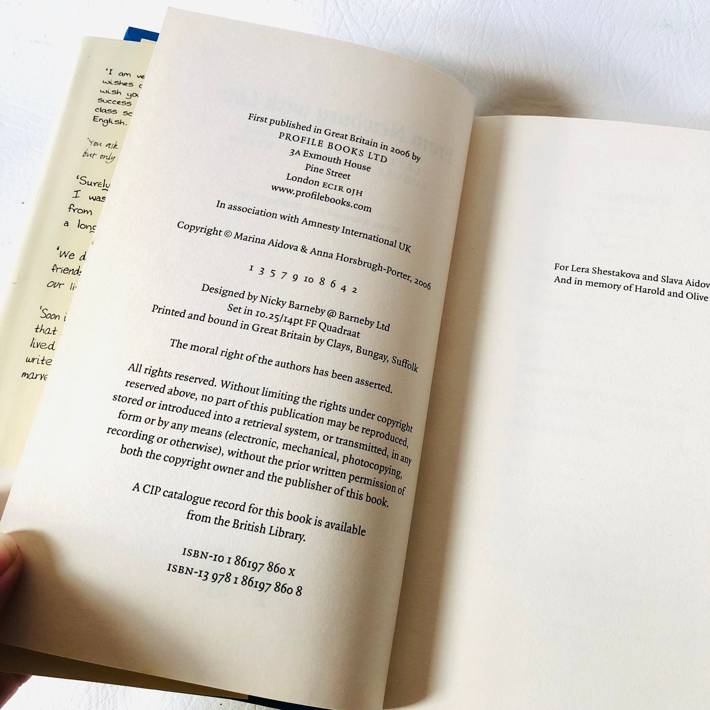 From Newbury With Love: Letters of friendship across the Iron Curtain-Anna Horsrugh-Porter & Marina Aidova Book
