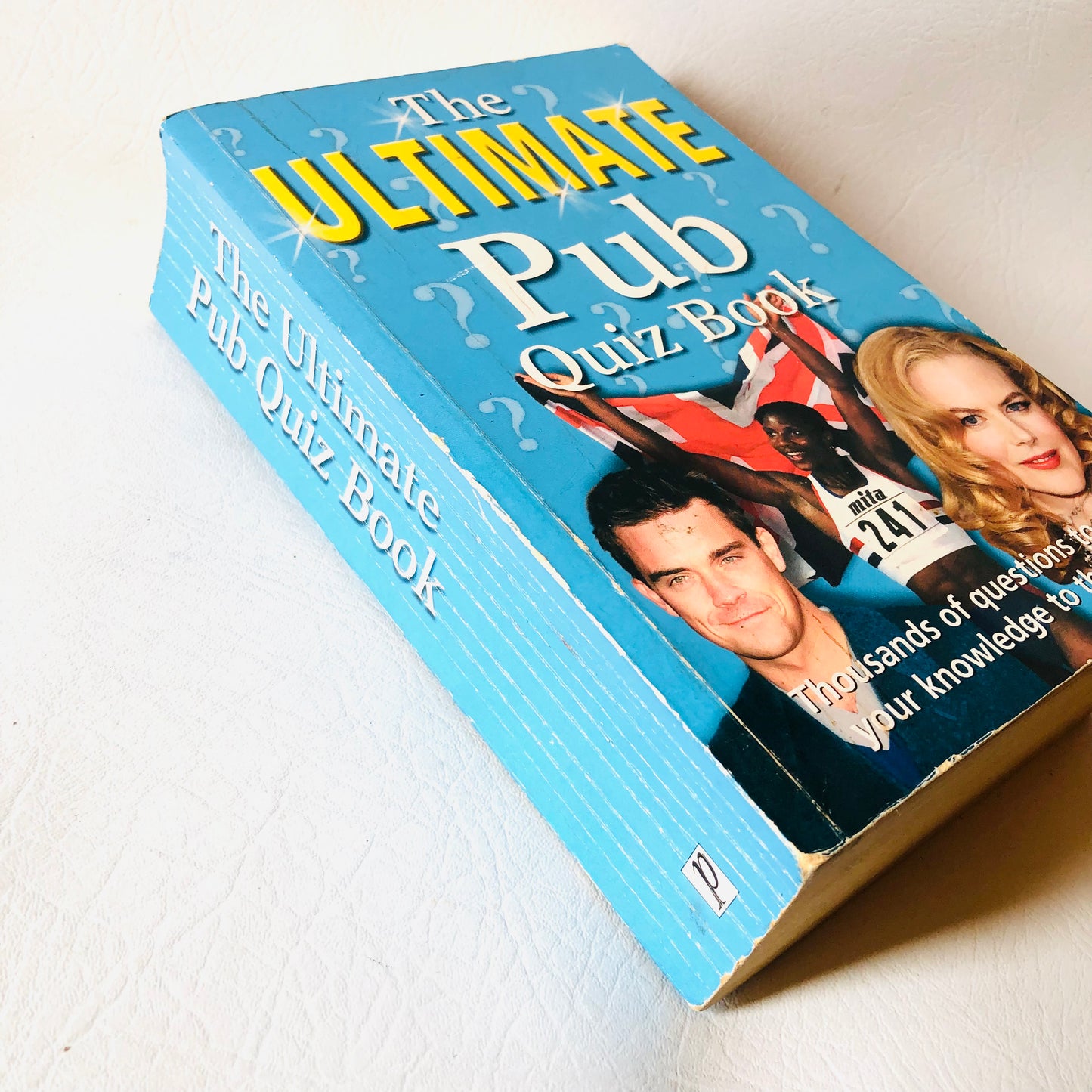 The Ultimate Pub Quiz Book 2002 - Thousands of Questions - Paperback Book
