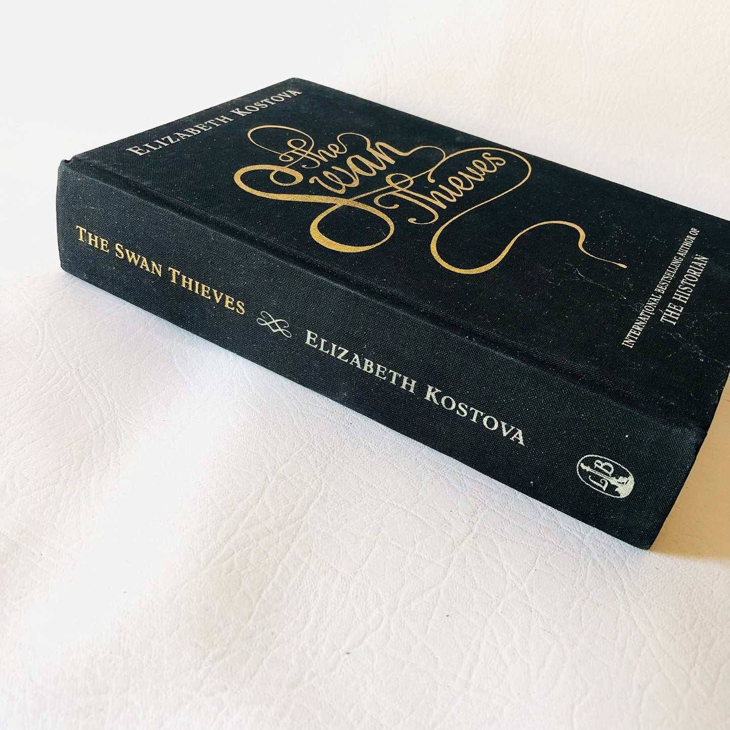 The Swan Thieves: A Novel by Elizabeth Kostova (Black Hardcover, 2010)