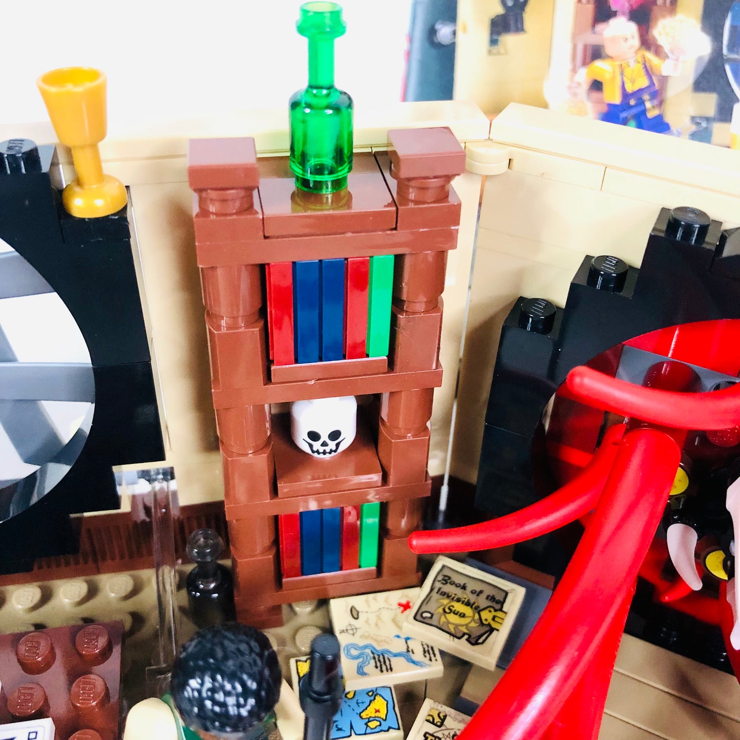 LEGO Marvel: Doctor Strange's Sanctum Sanctorum (76060) 100% Complete with instructions