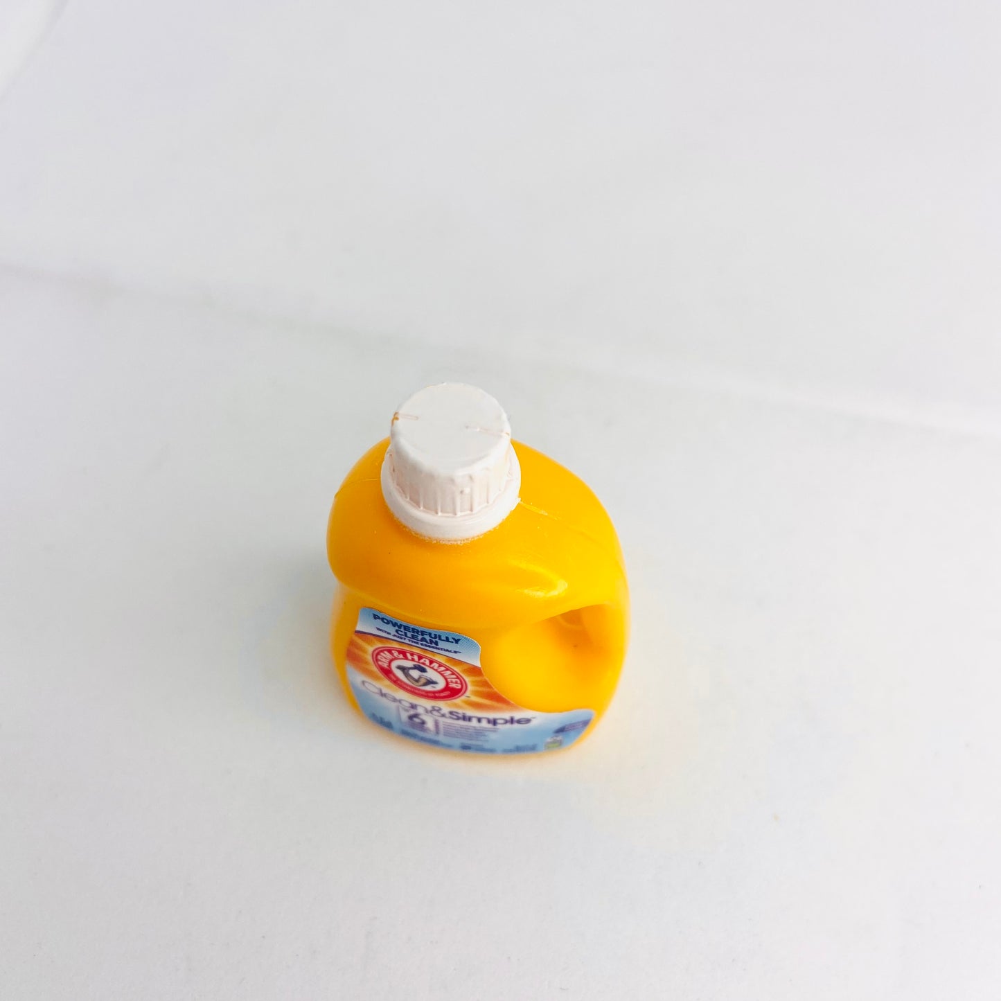 ZURU Mini Brands Candies x5 Iconic Bundle Series 2 (Clean & Simple, Sun-maid, Basket, Cereals)