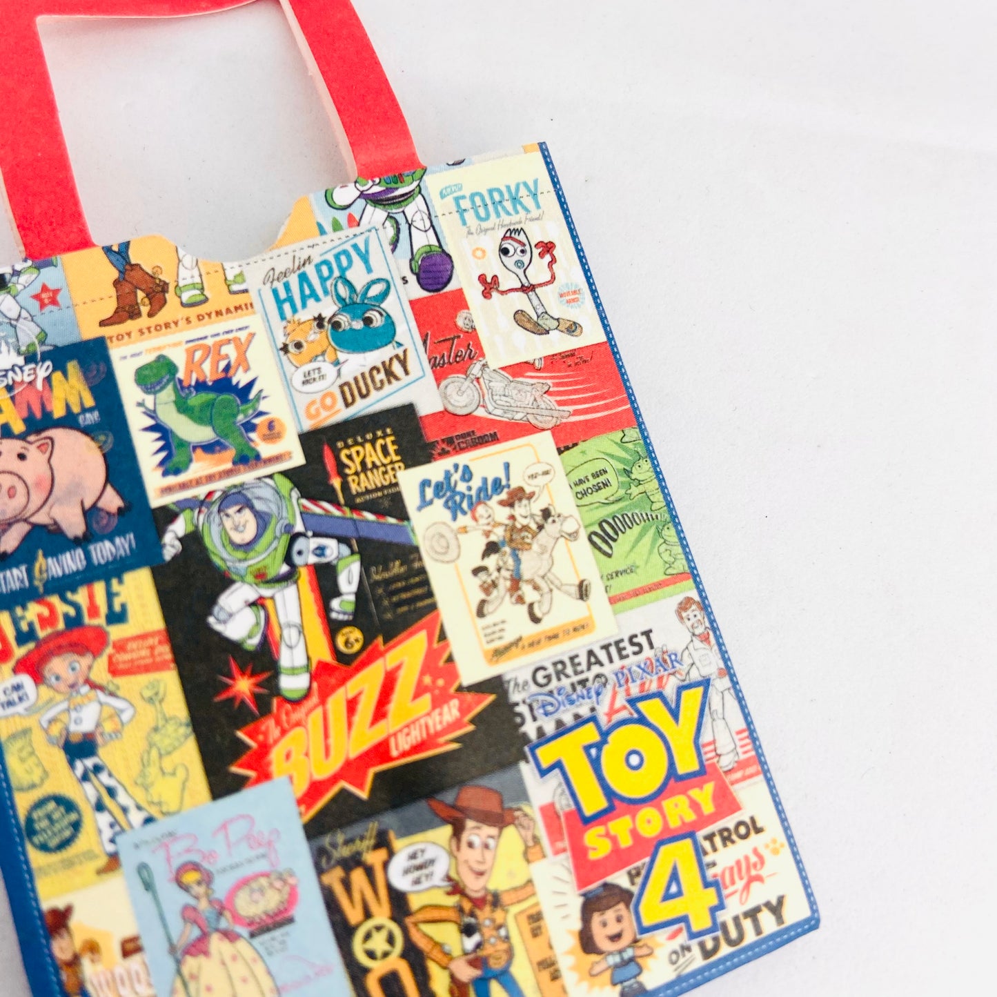 ZURU Mini Brands Disney Store Toys x4 Bundle (14 Jessie, 25 Stitch, 28 Minnie Mouse, 53 Gift Bag)