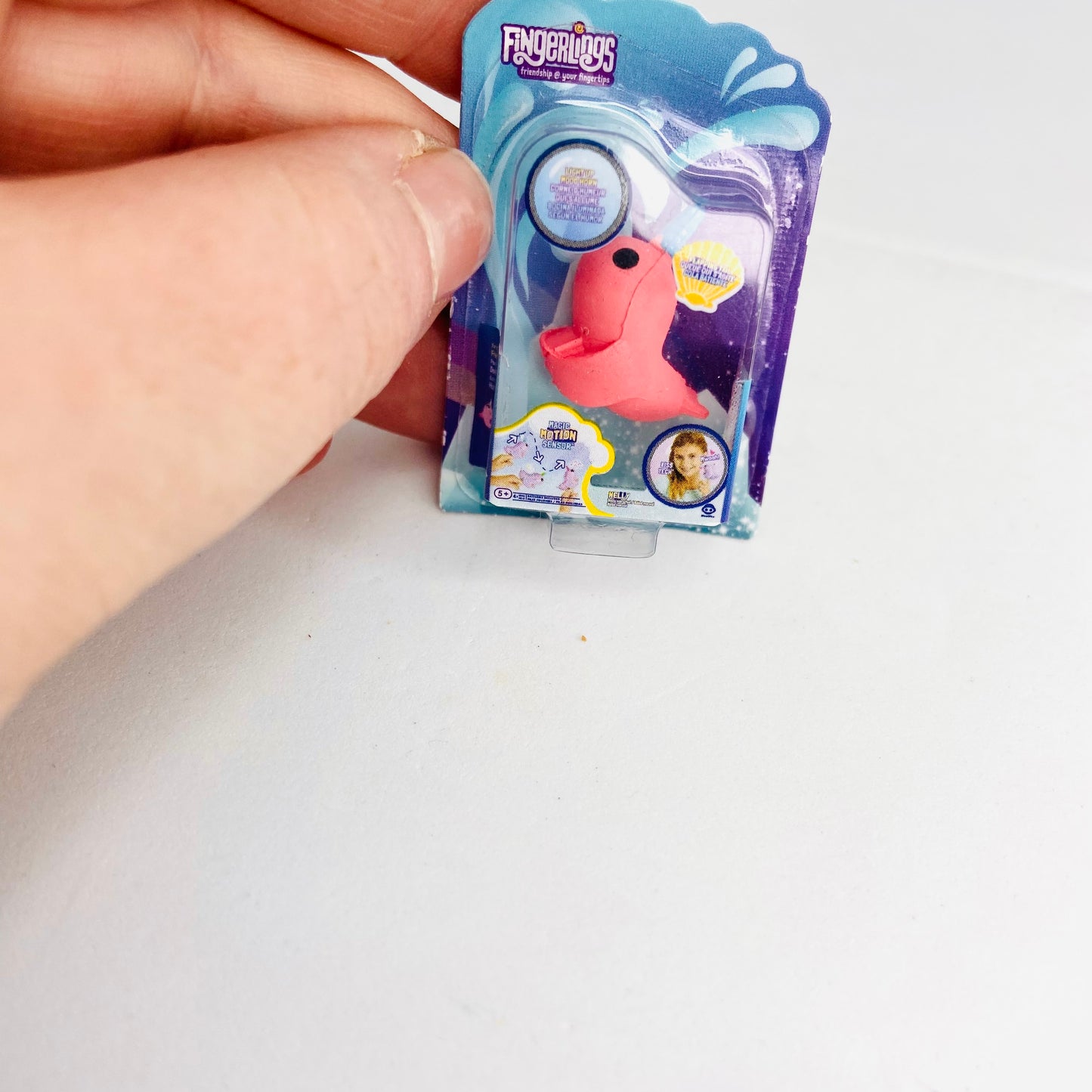 ZURU Mini Brands Toys Fingerlings x4 Bundle Series 1&2 (Unicorn, Monkey, Narwhale x2)