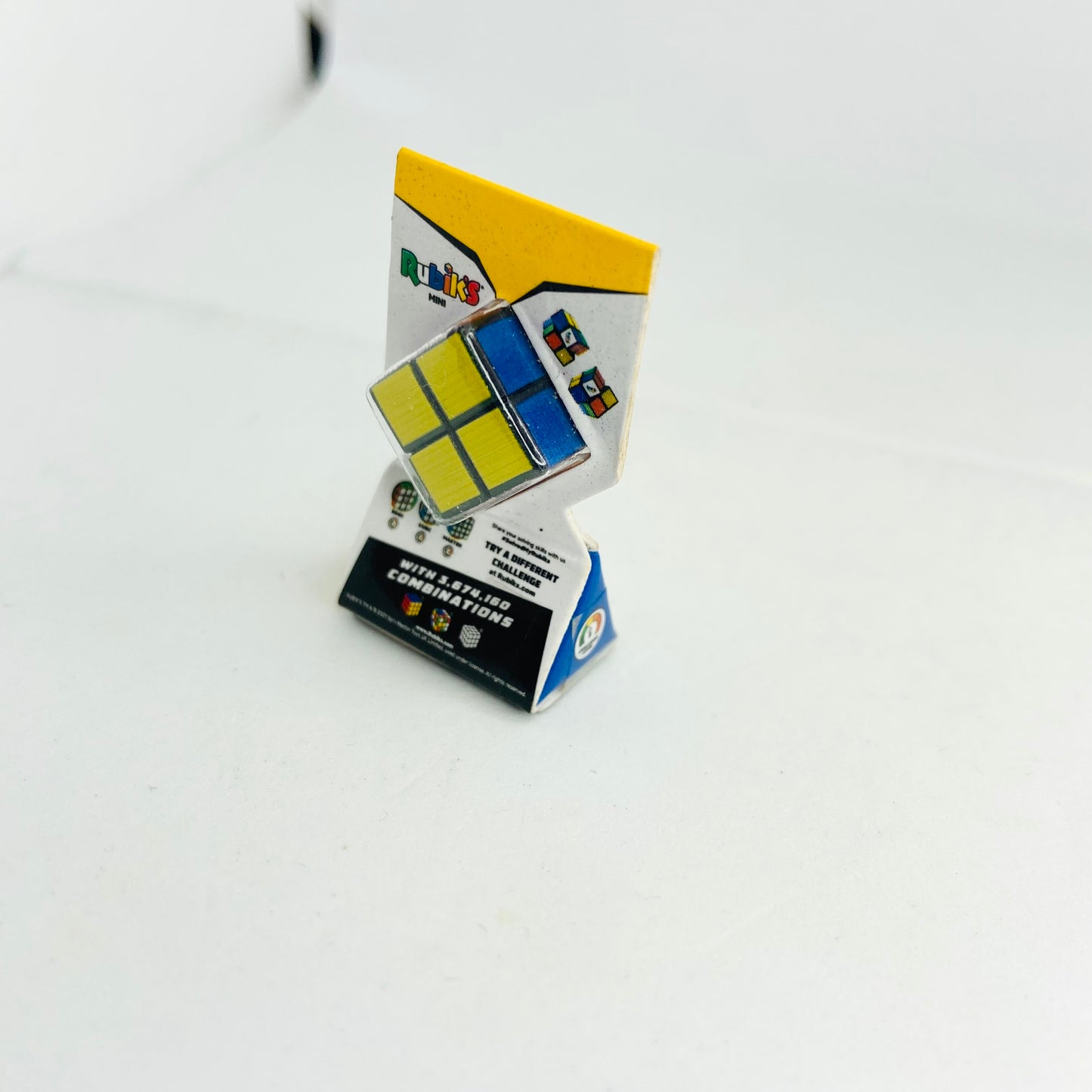 ZURU Mini Brands Toys x5 Bundle Series 1 & 2 Games & Crafts (Crayola, Rubix, Operation & Hedbanz)