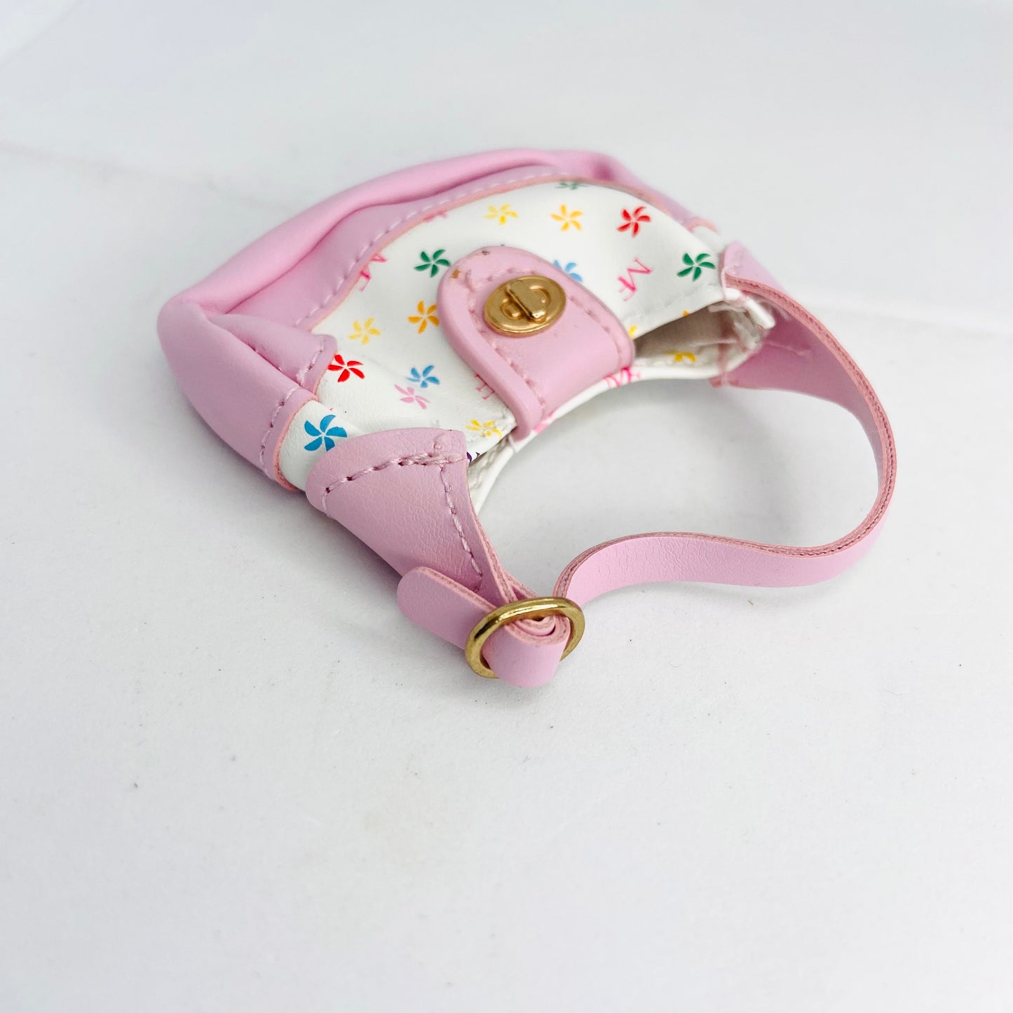 ZURU Surprise Mini Brands Pink Fashion Handbag And Accessories For Barbie/ Sindy Doll