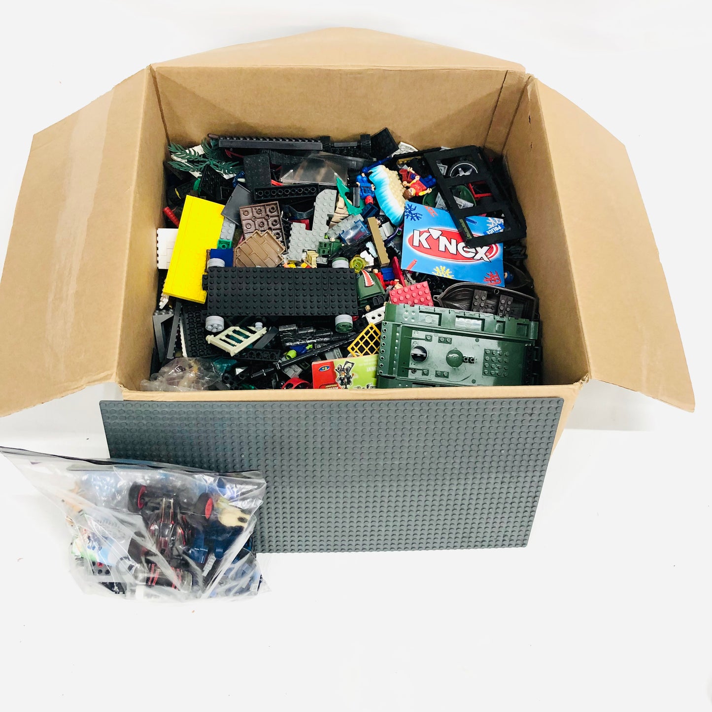Large Bulk Lot Construction Blocks - Mega Bloks, K'nex, Baseplates (Lego Compatible)