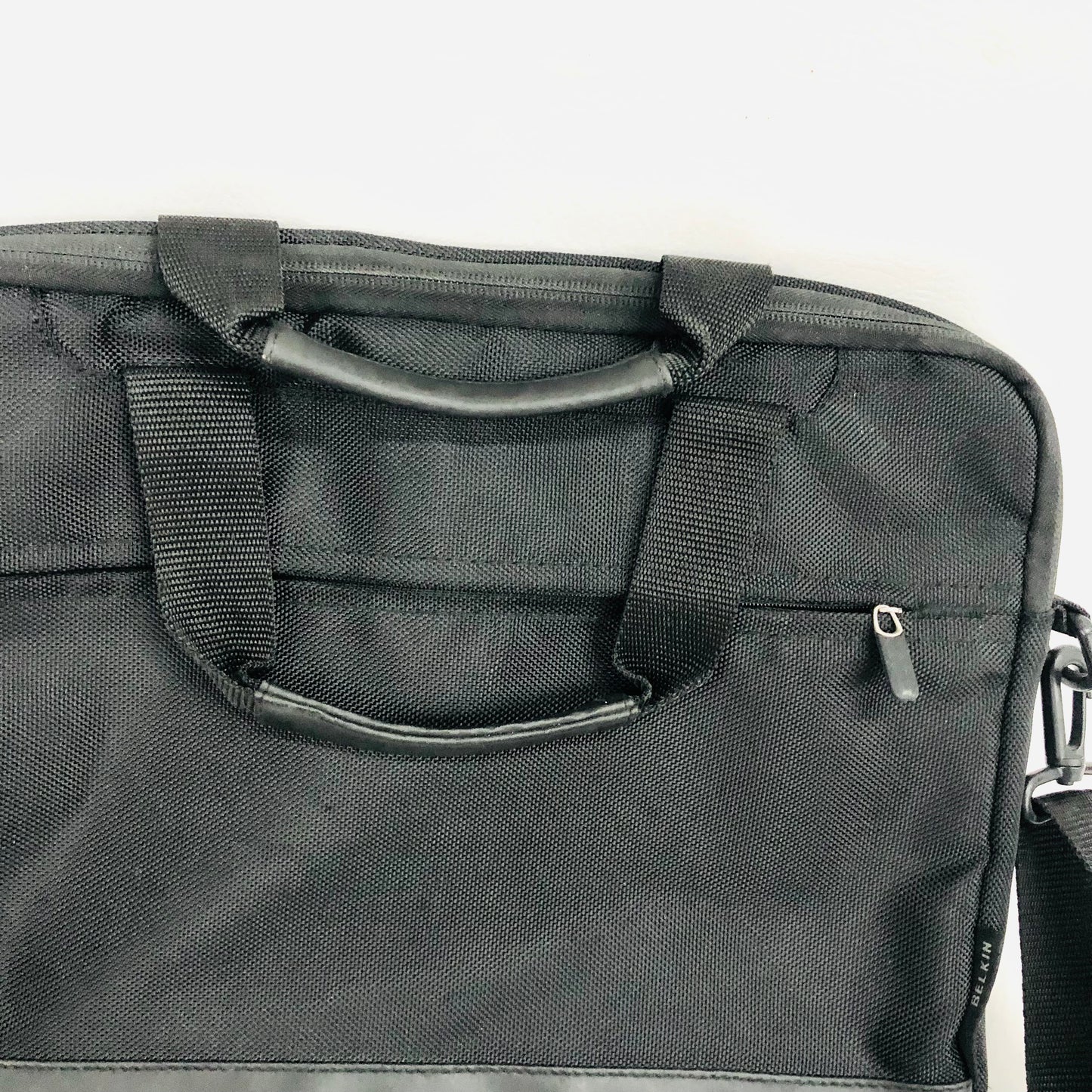 Belkin Black Laptop Bag Briefcase Messenger Shoulder Strap Padded 14" 13”