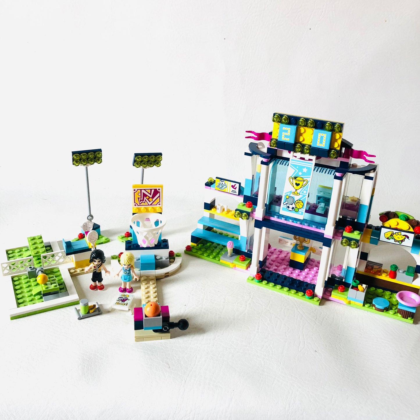 LEGO Friends: Stephanie's Sports Arena (41338)100% Complete With Box, Instructions and Minifigures