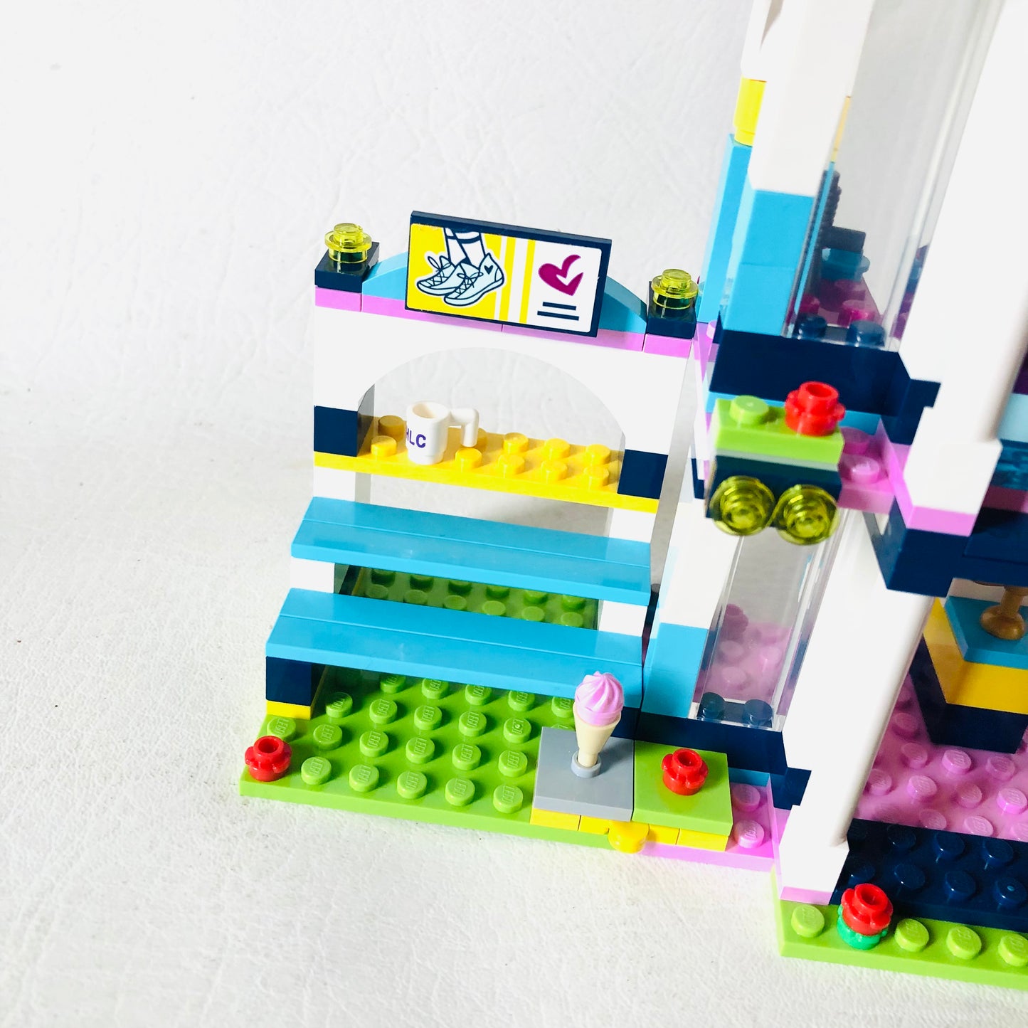 LEGO Friends: Stephanie's Sports Arena (41338)100% Complete With Box, Instructions and Minifigures