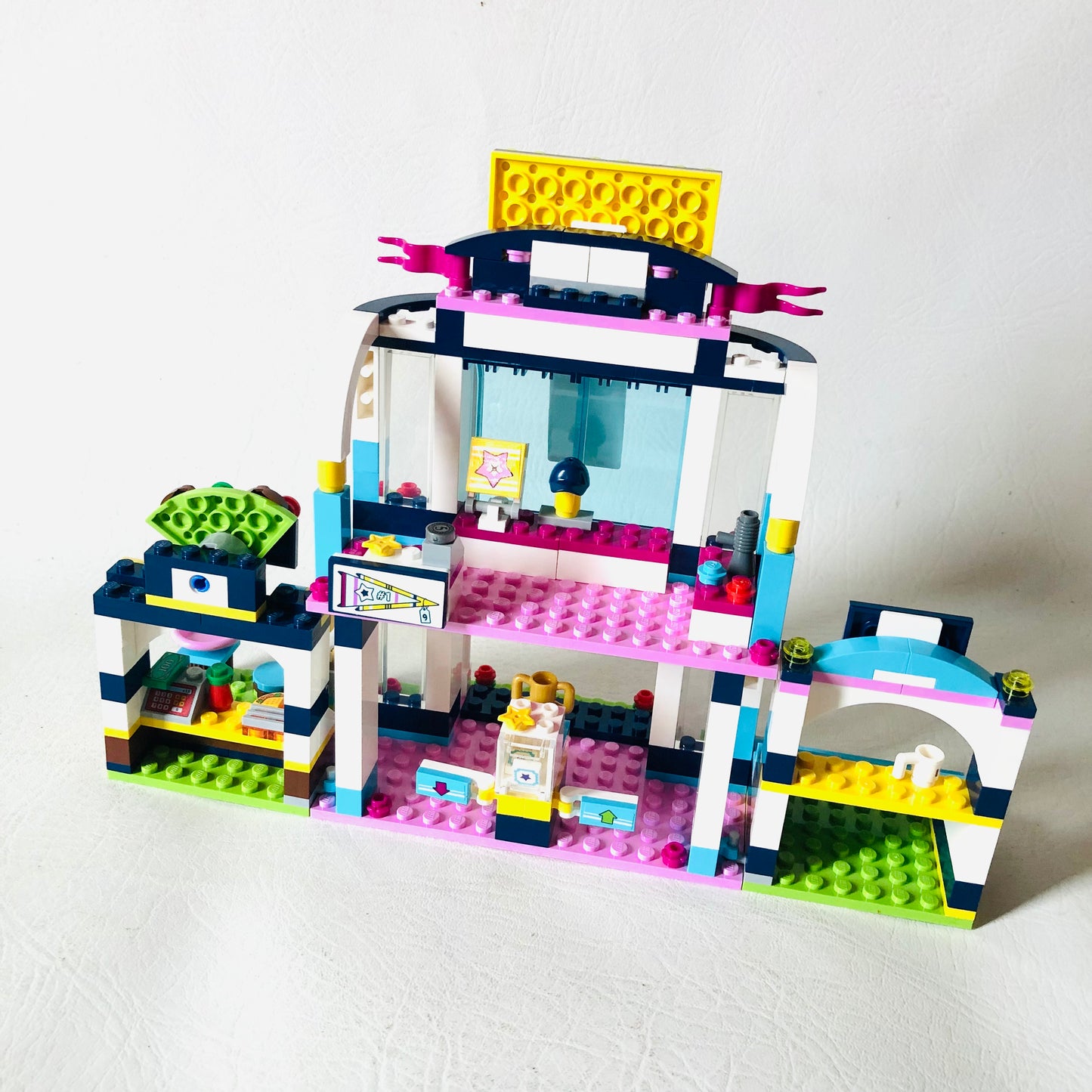 LEGO Friends: Stephanie's Sports Arena (41338)100% Complete With Box, Instructions and Minifigures