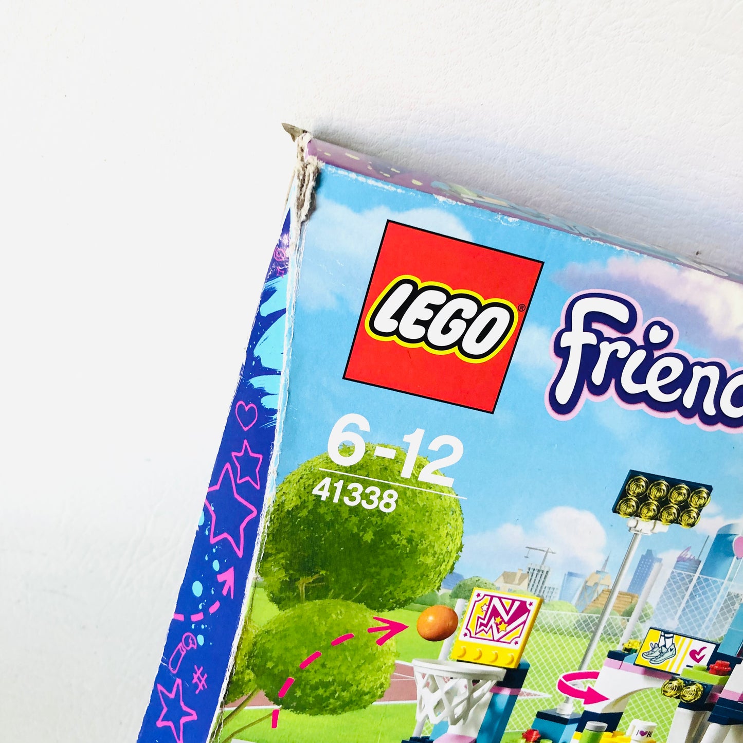 LEGO Friends: Stephanie's Sports Arena (41338)100% Complete With Box, Instructions and Minifigures