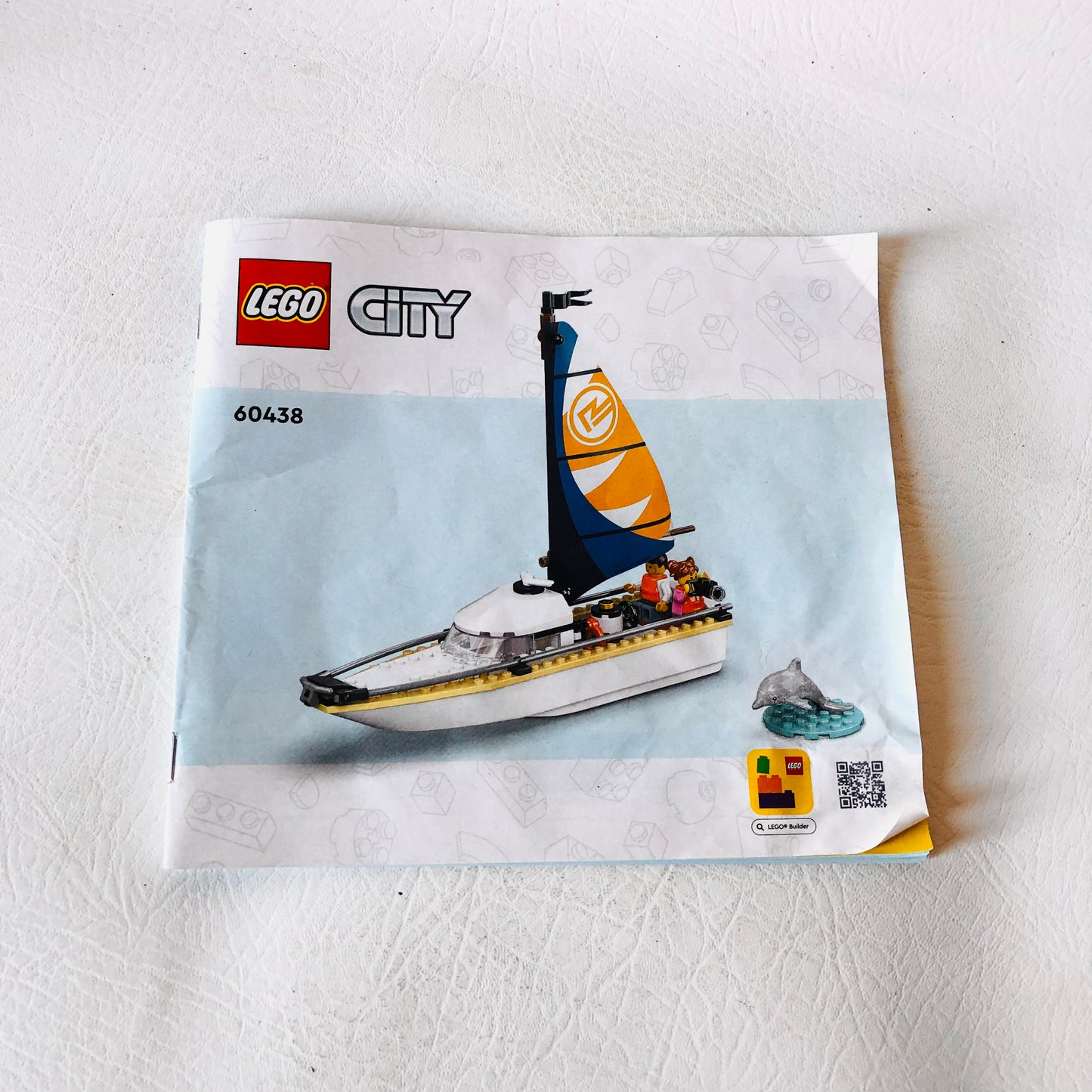 LEGO CITY: Sailboat (60438) 100% Complete With Box, Instructions and Minifigures