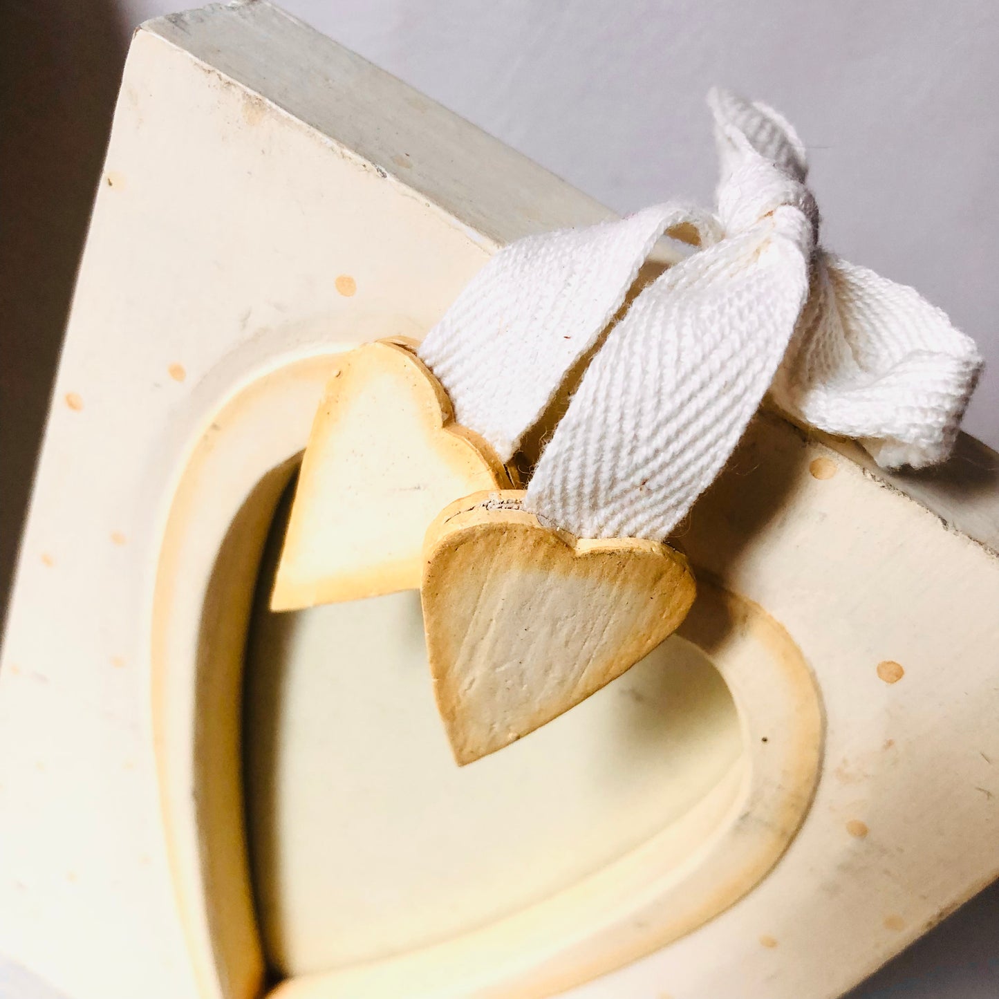 2x East Of India Wooden Pink & Cream Polka dot Wooden Heart Photo Frames