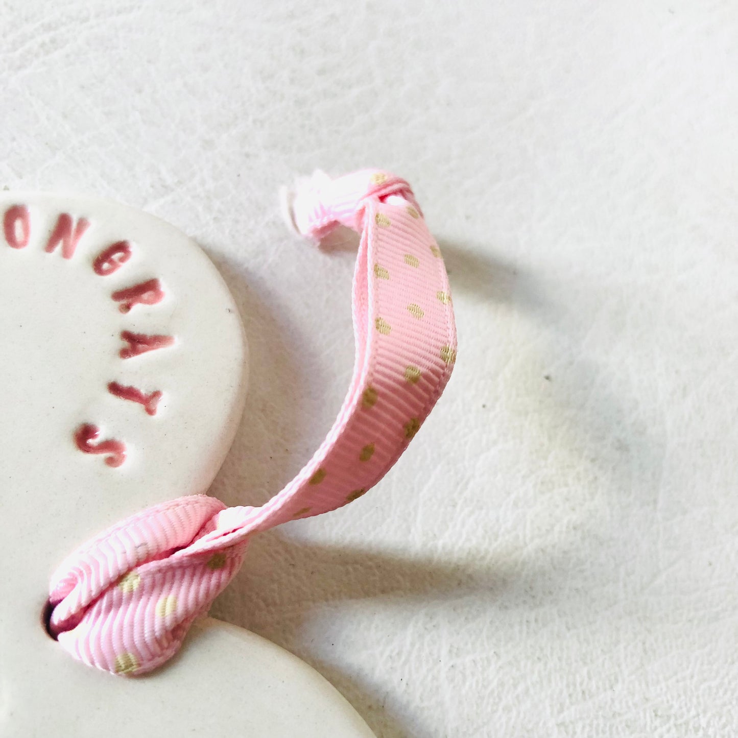 2x Ceramic Porcelain Handmade ‘Congrats’ Celebration Hearts Pink & Purple Gifts