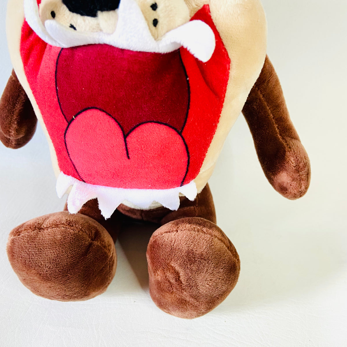 Looney Tunes Retro Taz Tasmanian Devil Famosa Softies 9" Soft Plush Toy