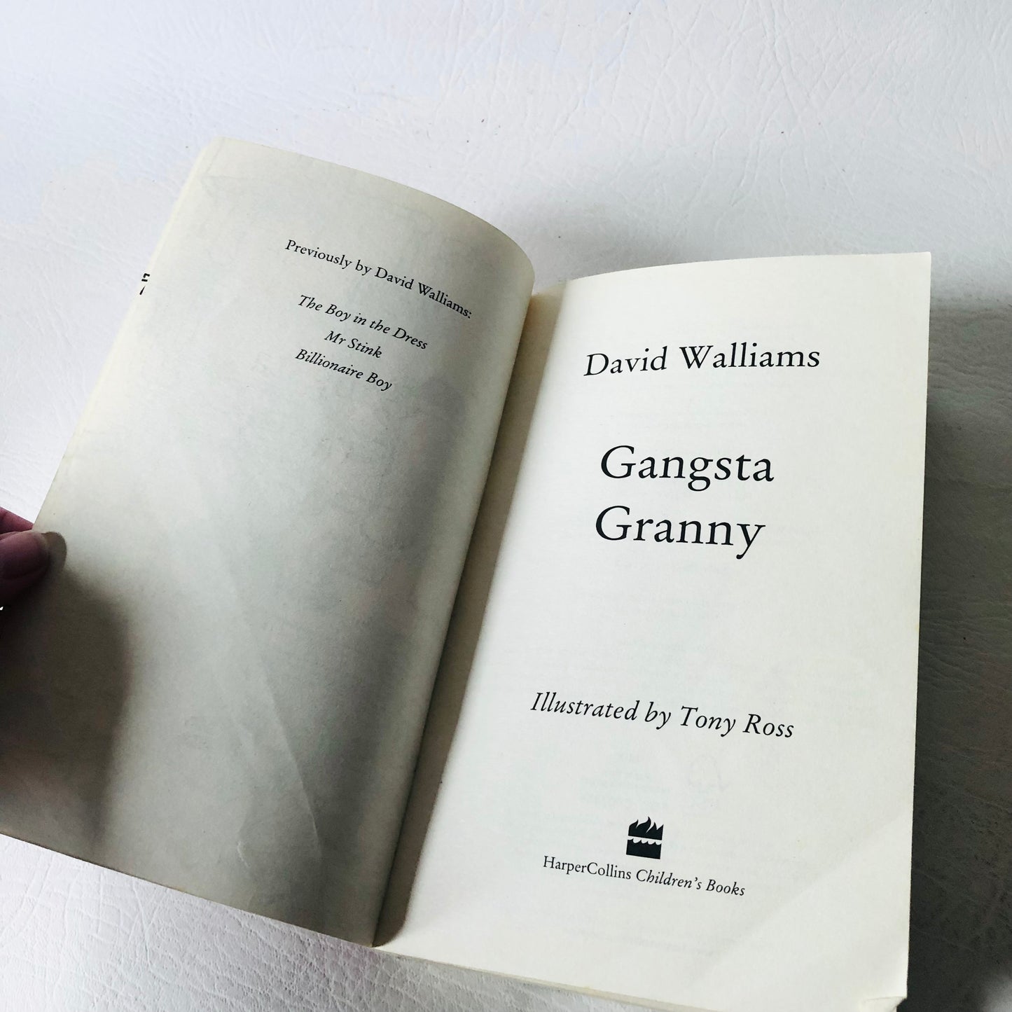 5x David Walliams Paperback Book Bundle (Ratburger / Mr Stink / Gangsta Granny / Billionaire Boy / Boy in a Dress)