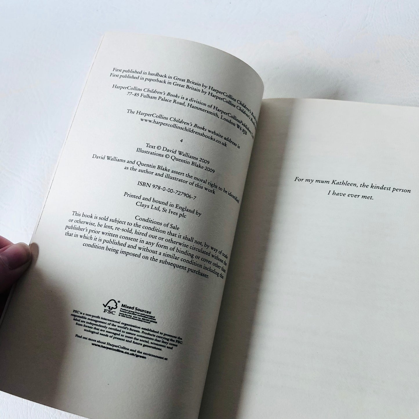 5x David Walliams Paperback Book Bundle (Ratburger / Mr Stink / Gangsta Granny / Billionaire Boy / Boy in a Dress)