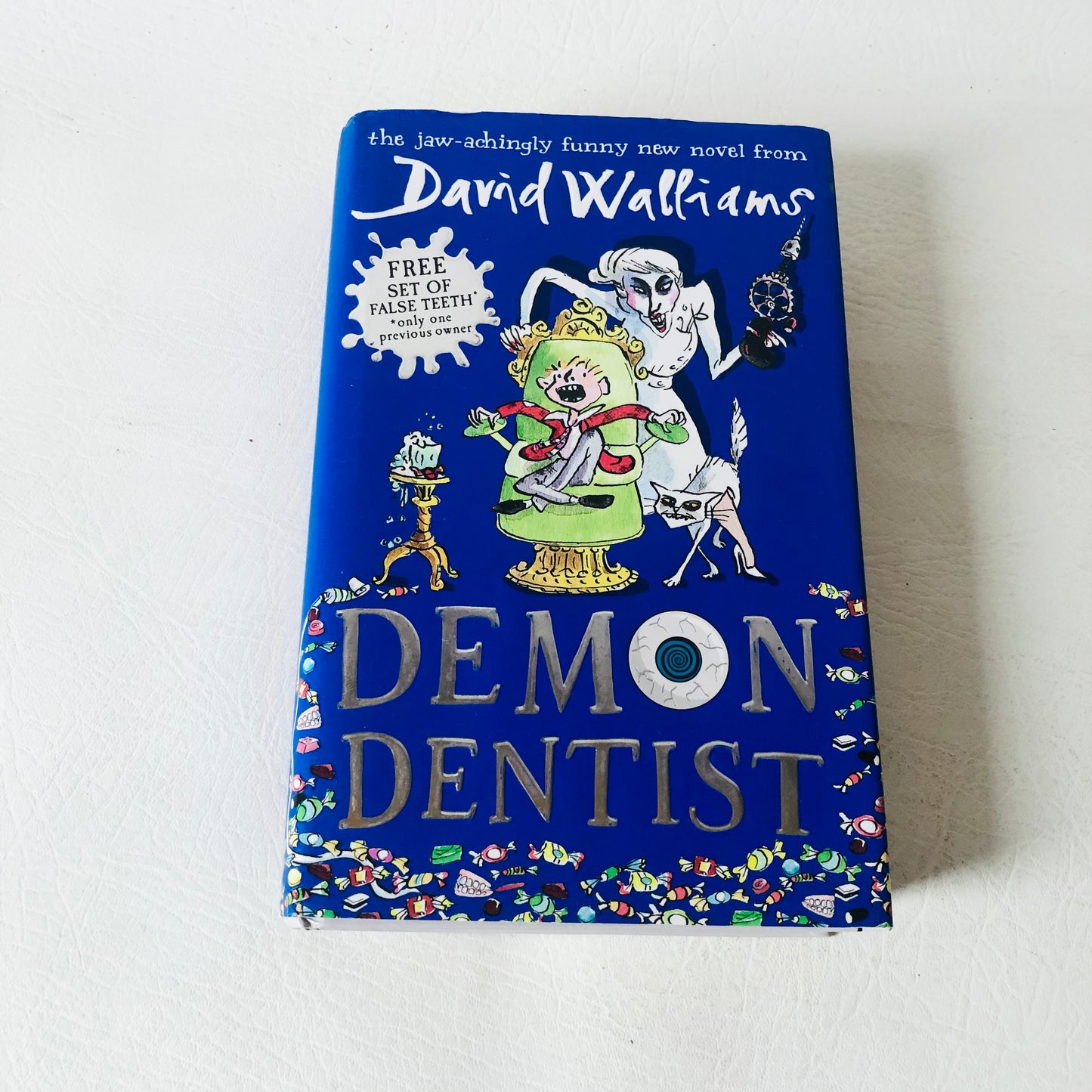 4x David Walliams Hardback Book Bundle (Demon Dentist / Awful Auntie / Bad Dad / Midnight Gang)