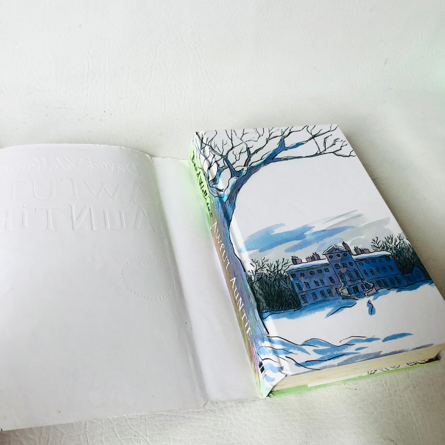 4x David Walliams Hardback Book Bundle (Demon Dentist / Awful Auntie / Bad Dad / Midnight Gang)