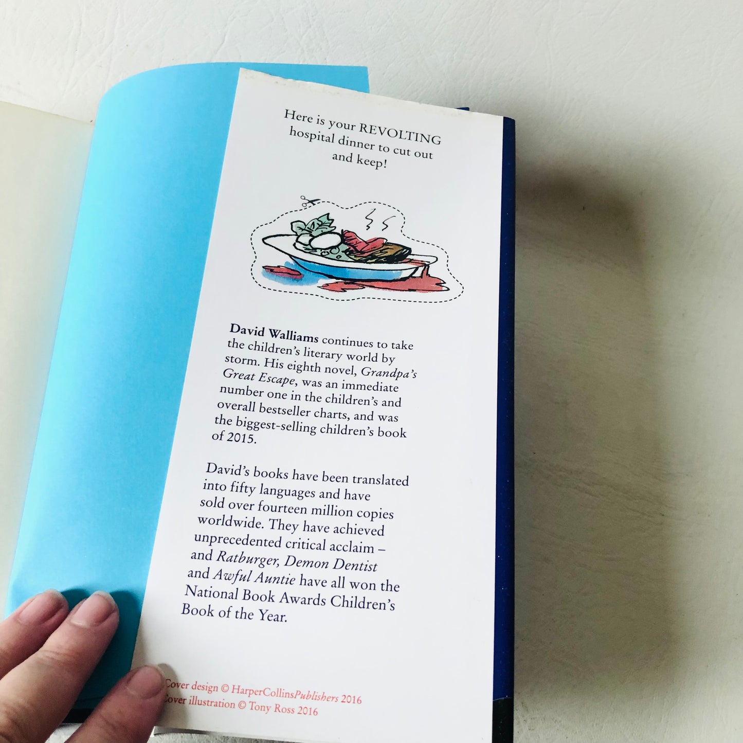 4x David Walliams Hardback Book Bundle (Demon Dentist / Awful Auntie / Bad Dad / Midnight Gang)